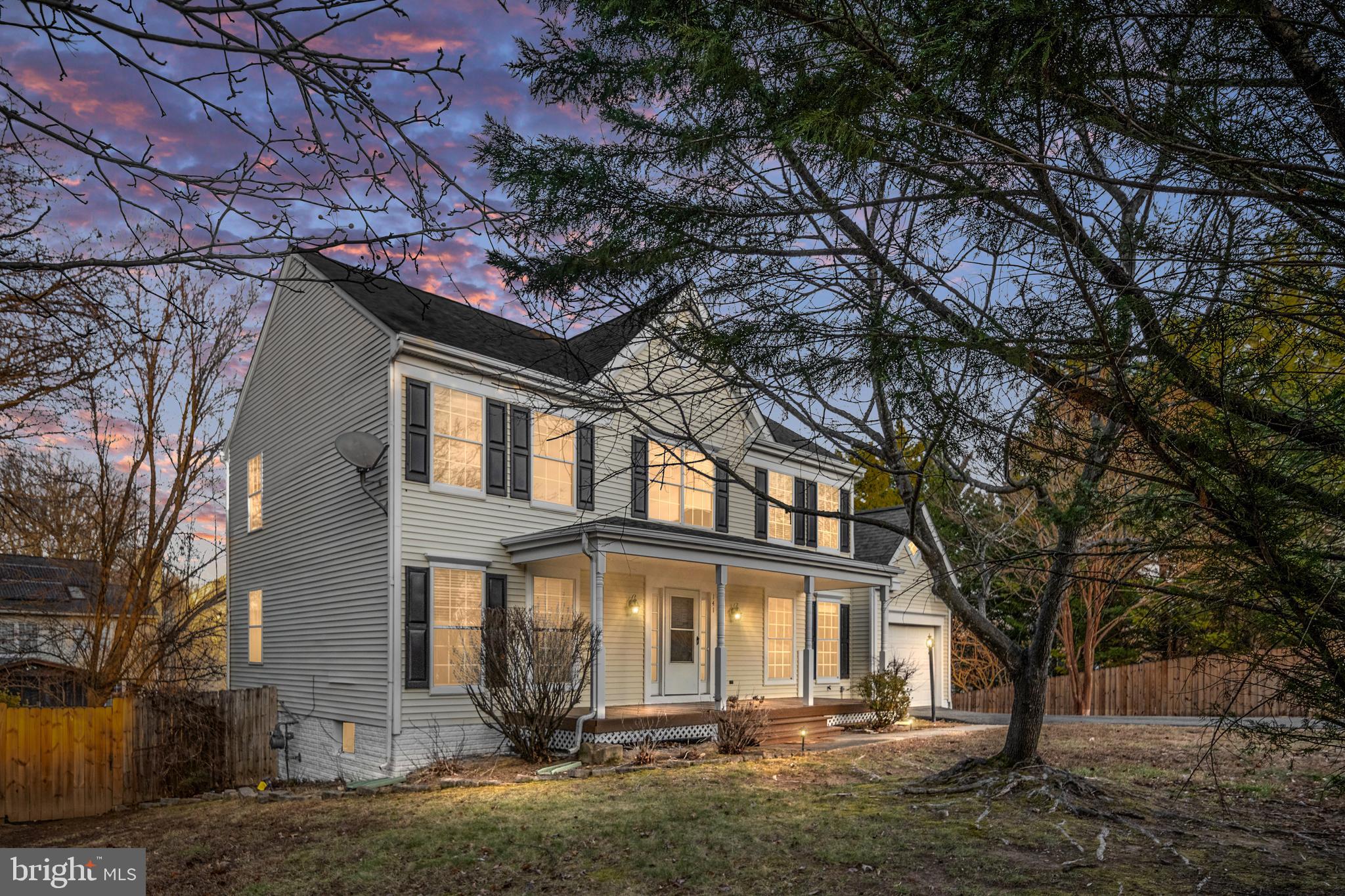 HAMPTON OAKS - Residential