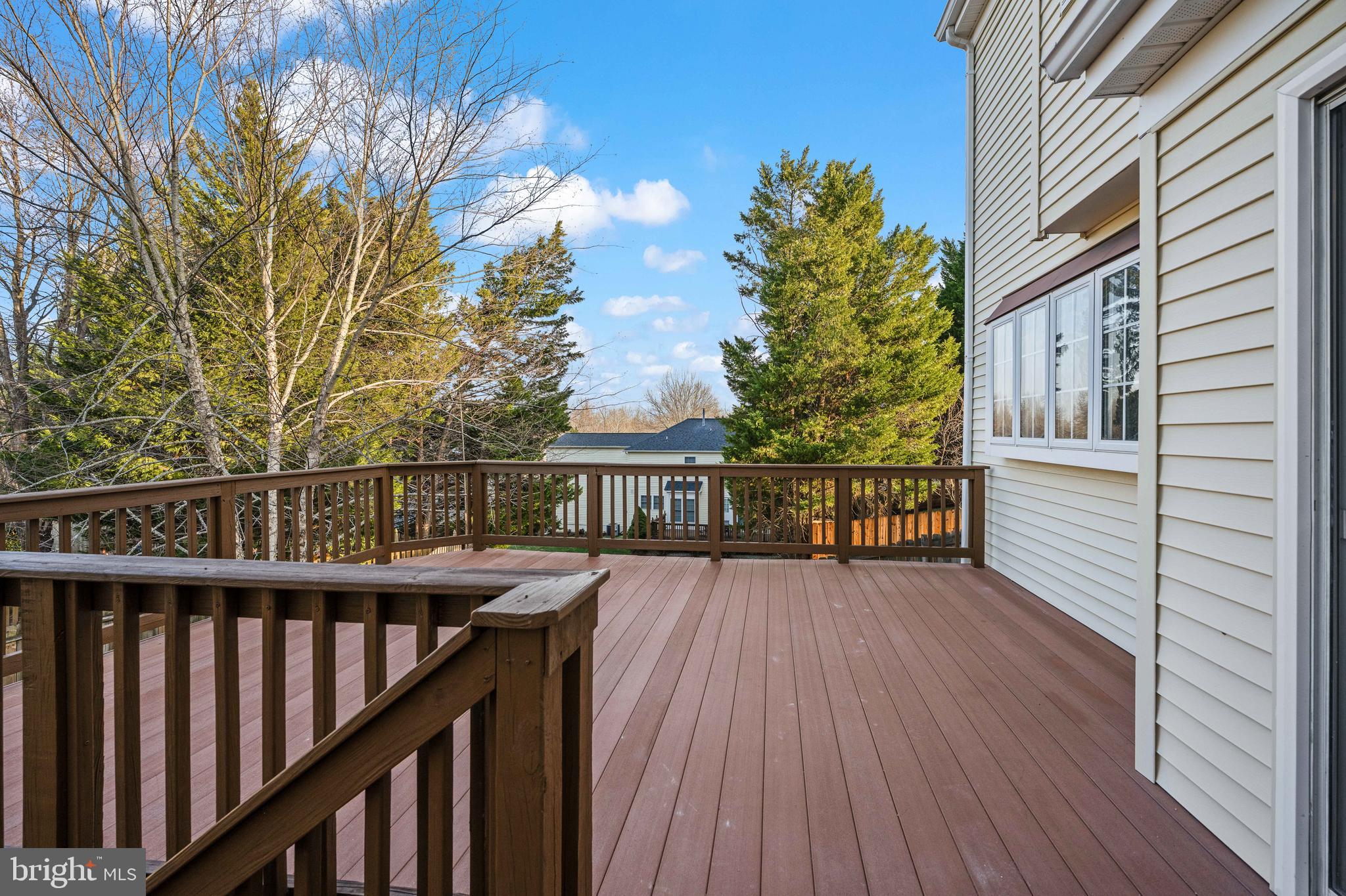 HAMPTON OAKS - Residential