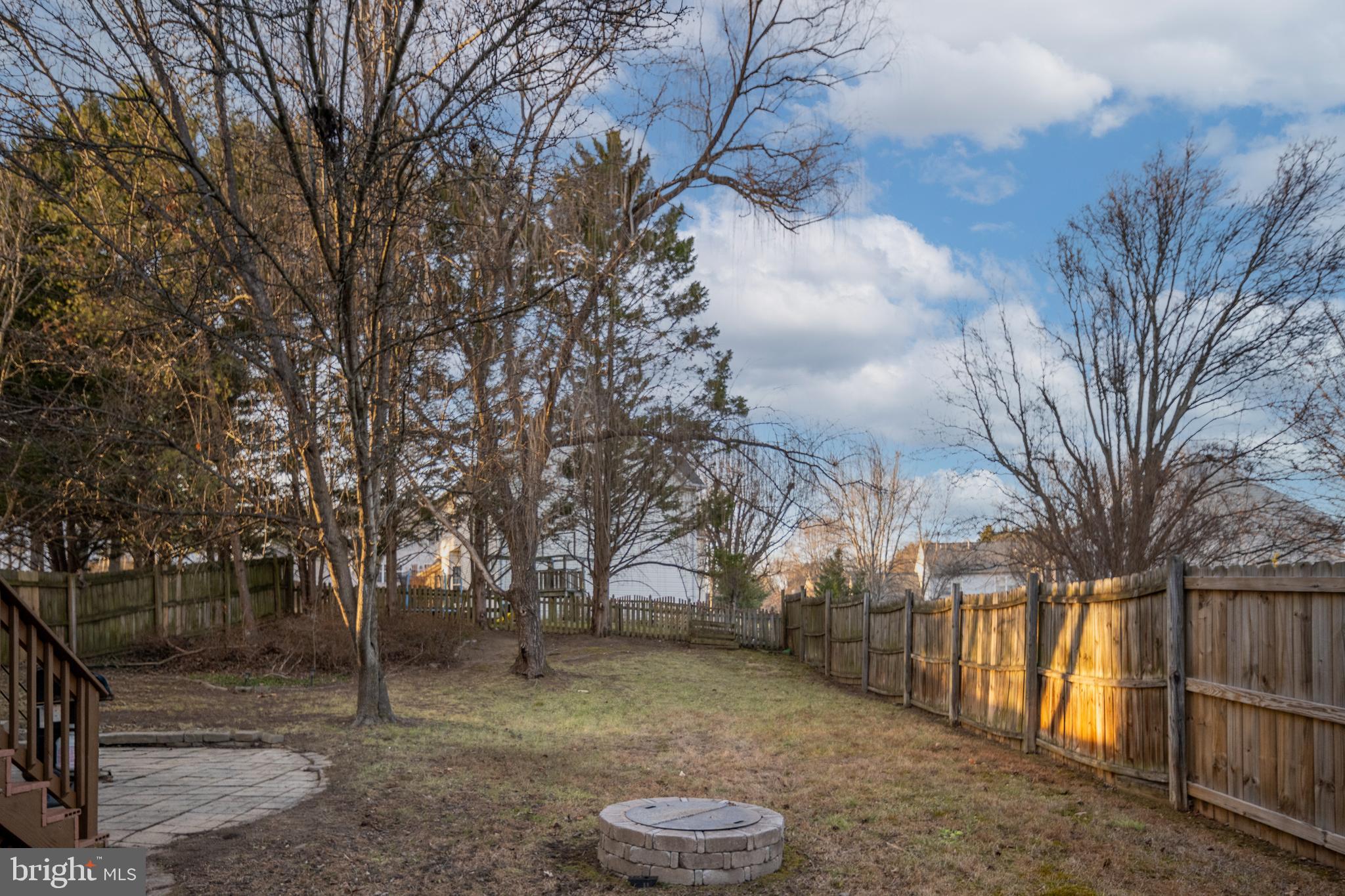 HAMPTON OAKS - Residential