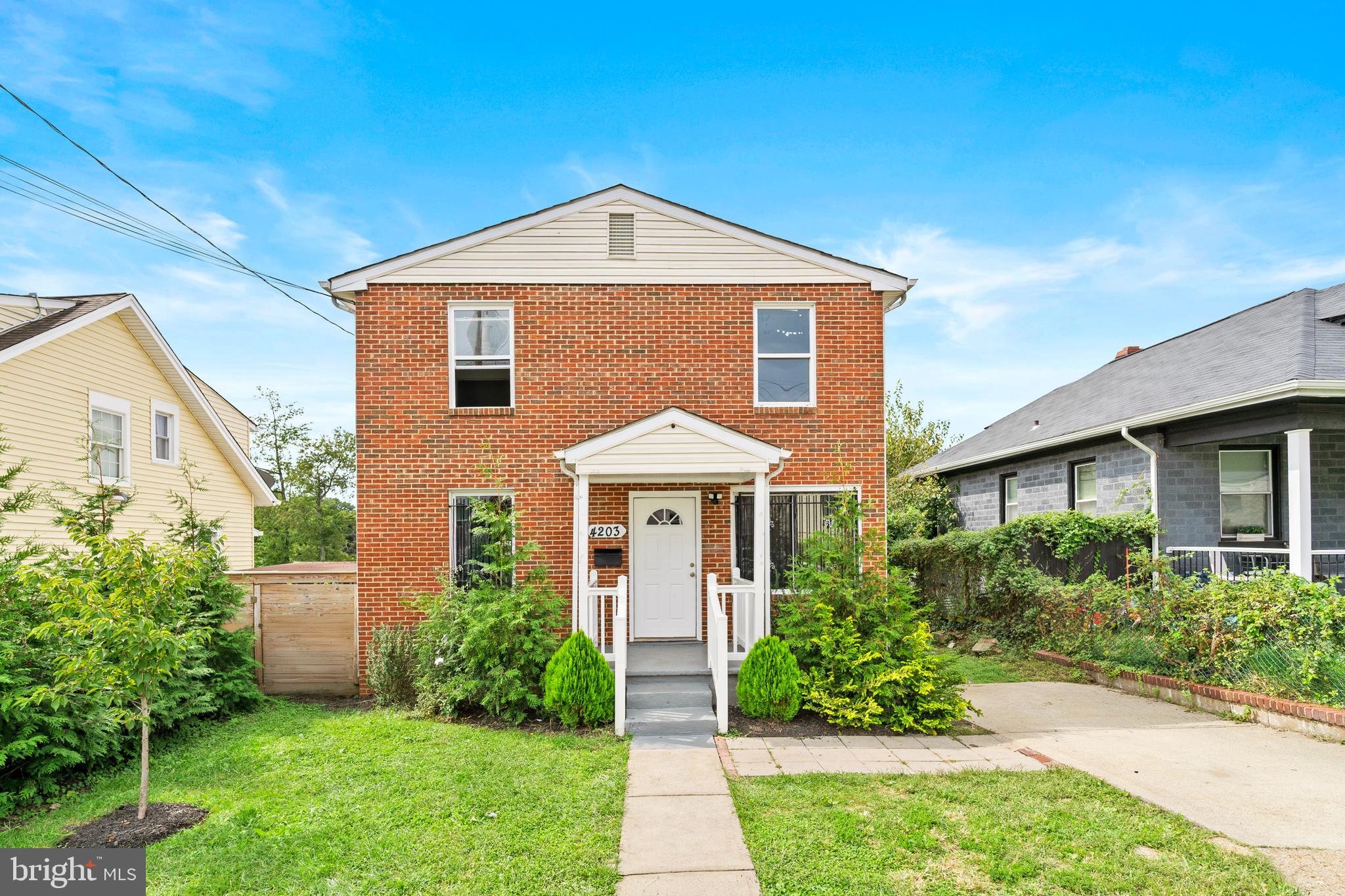 BRADBURY HEIGHTS - Residential