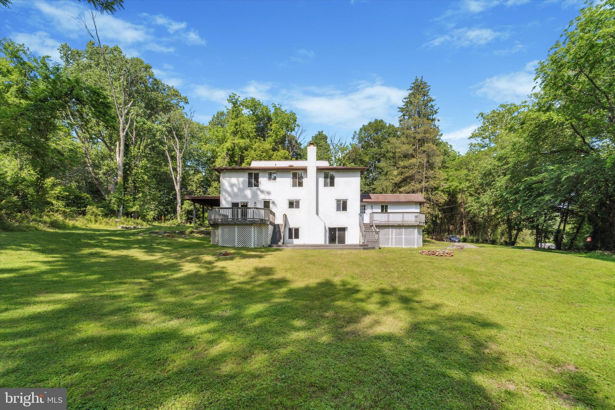 ROSE TREE WOODS - Residential