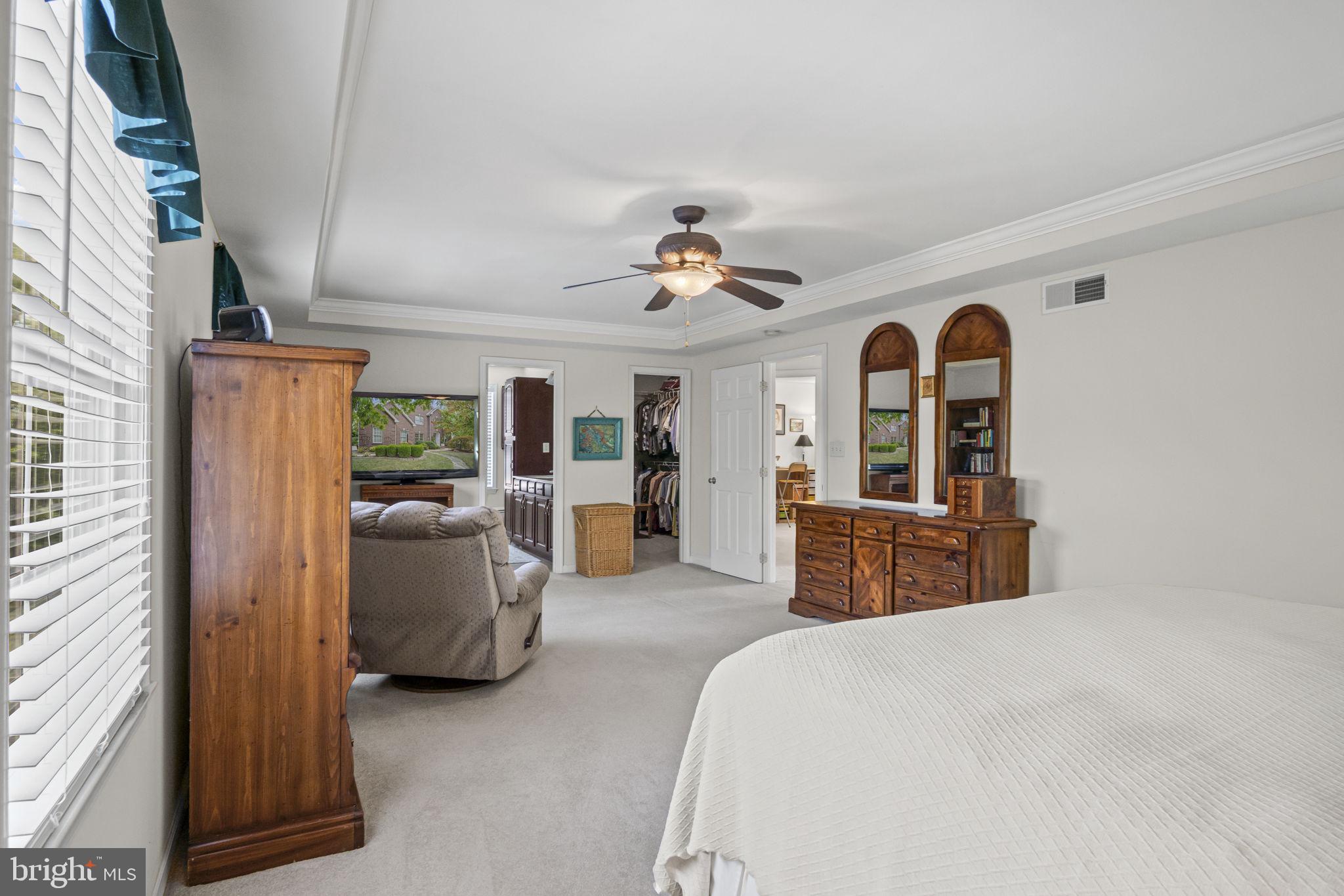 MEADOWBROOK FARMS - Residential