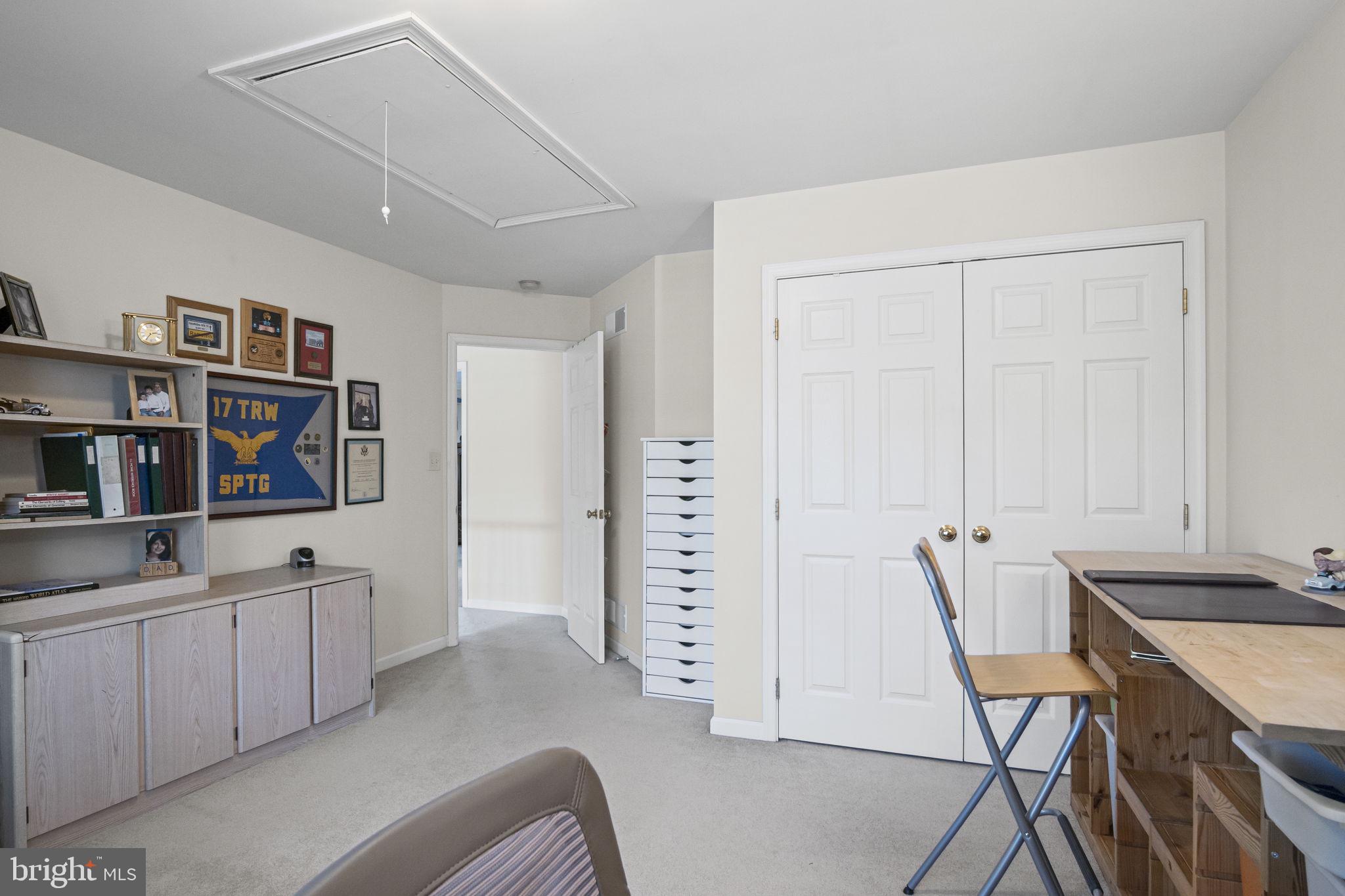 MEADOWBROOK FARMS - Residential