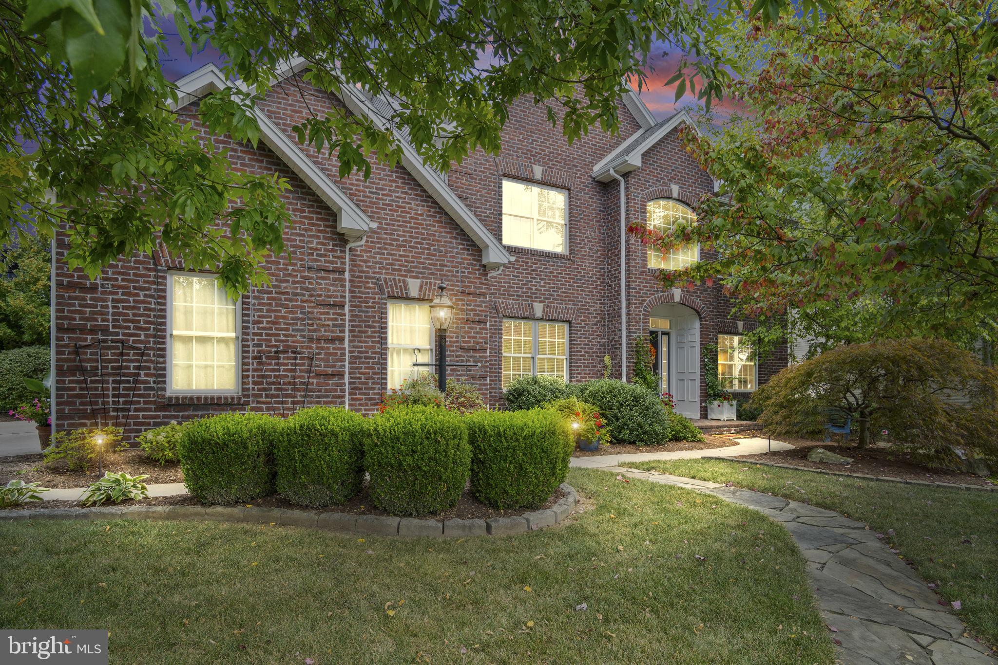 MEADOWBROOK FARMS - Residential