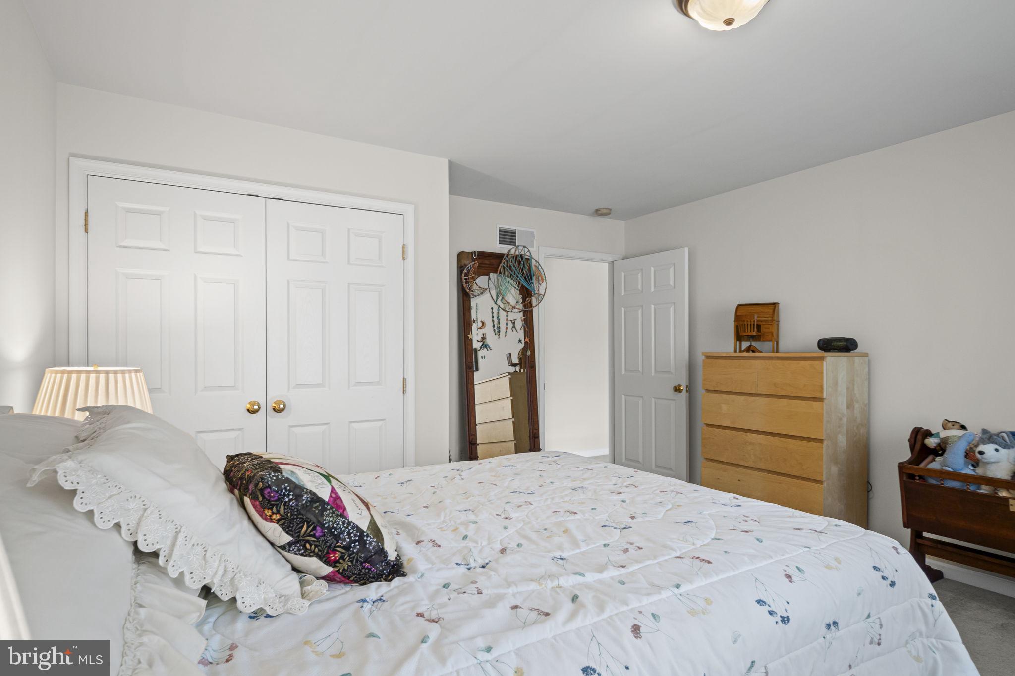 MEADOWBROOK FARMS - Residential