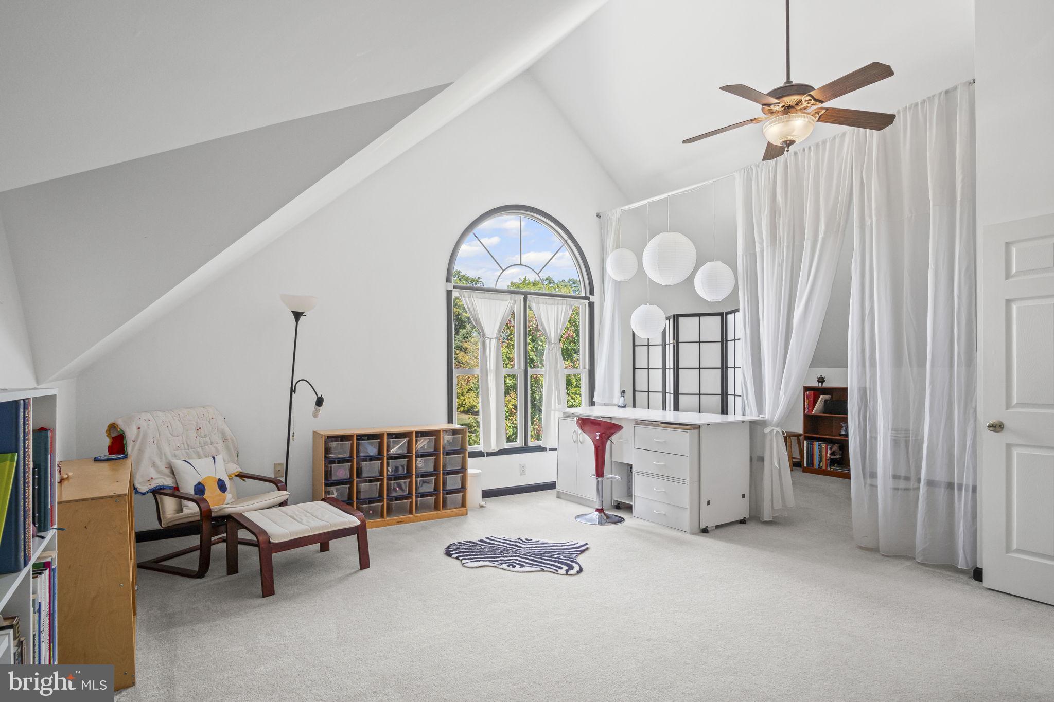 MEADOWBROOK FARMS - Residential