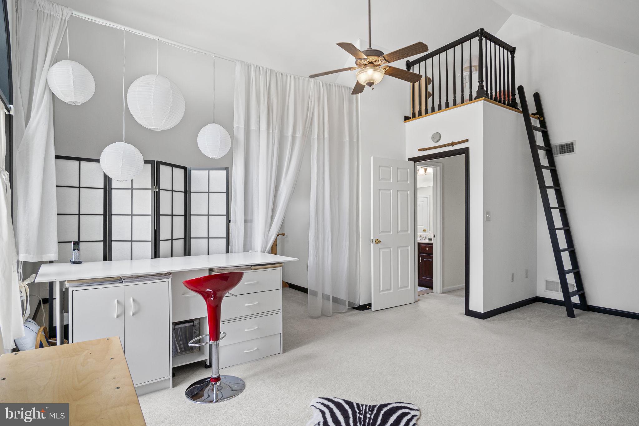 MEADOWBROOK FARMS - Residential