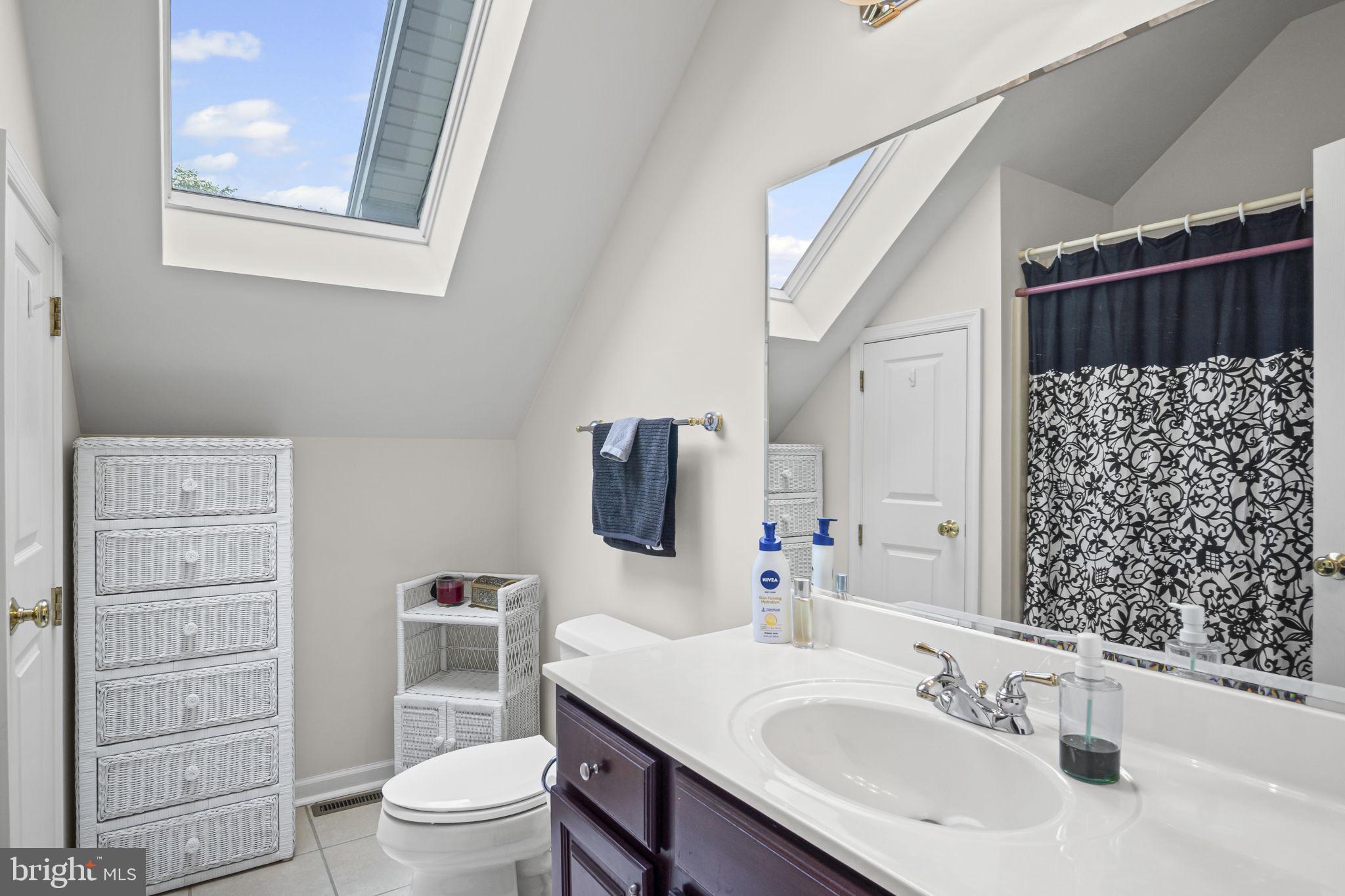 MEADOWBROOK FARMS - Residential