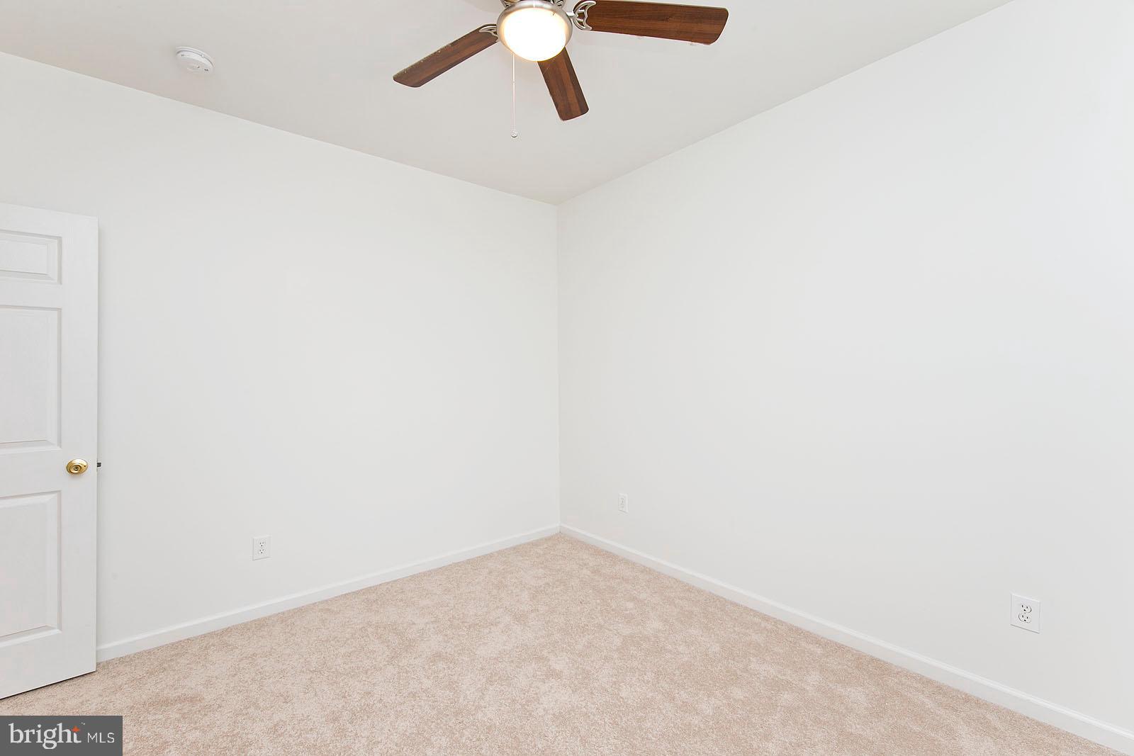 THUNDERBIRD RANCH - Residential