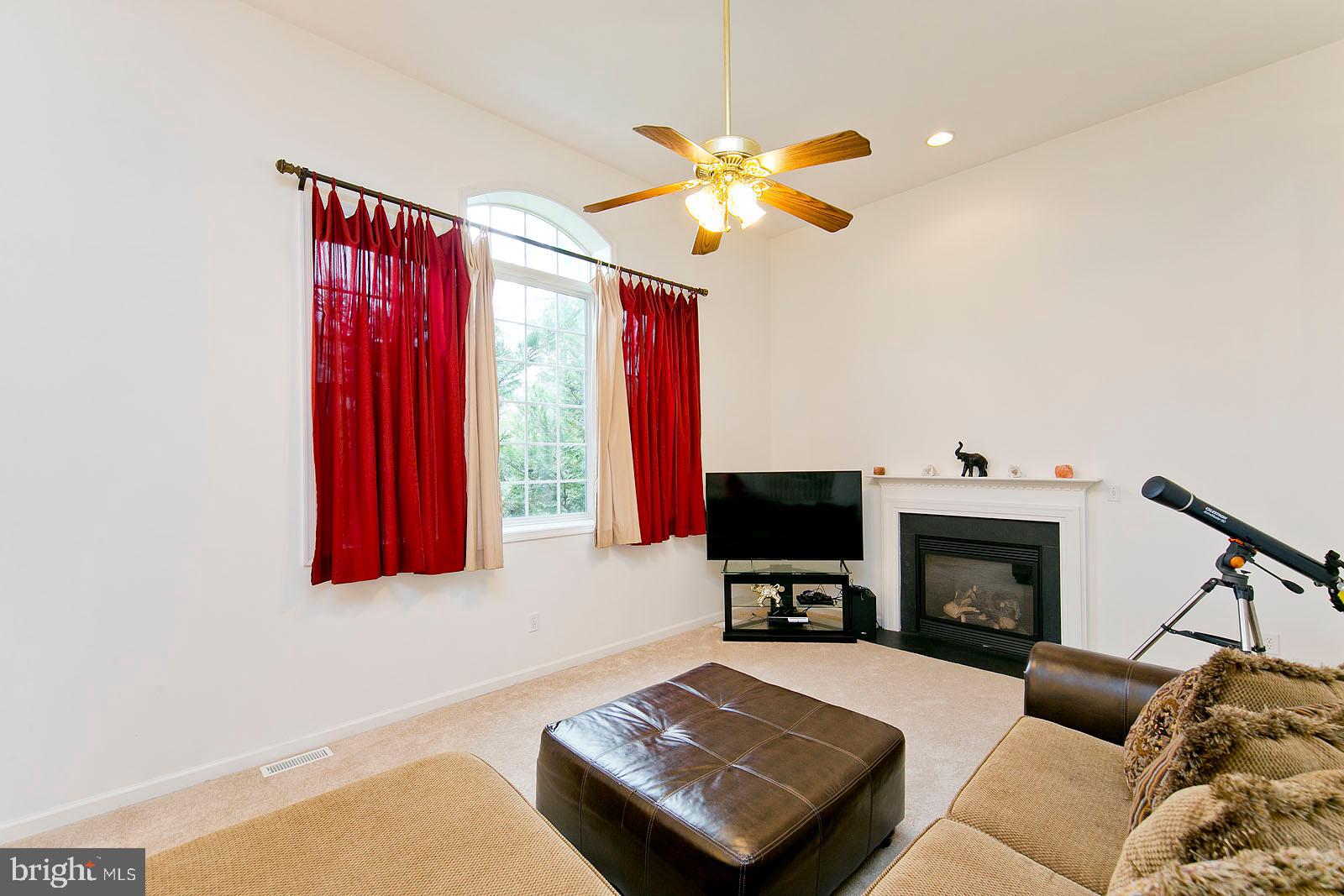 THUNDERBIRD RANCH - Residential