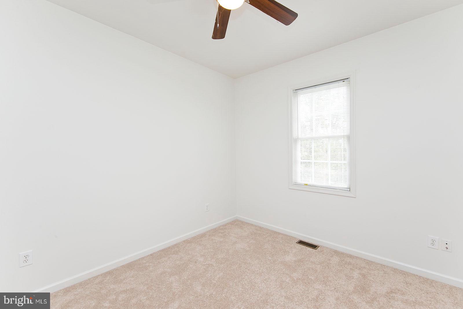 THUNDERBIRD RANCH - Residential