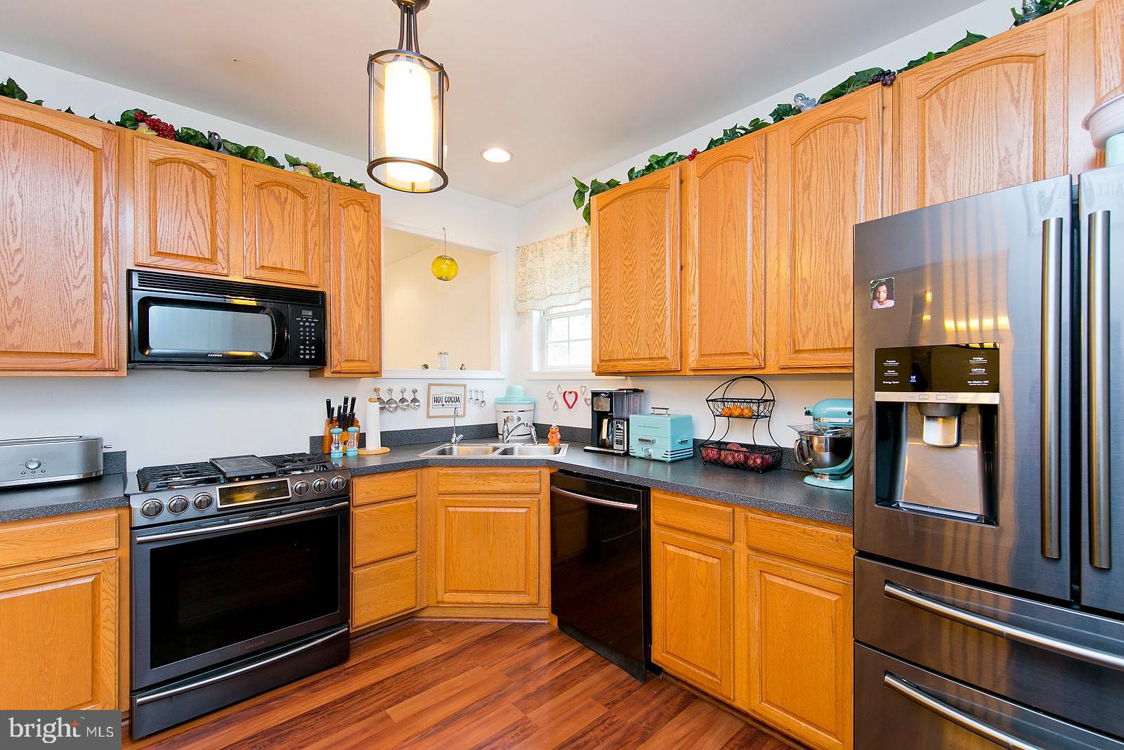 THUNDERBIRD RANCH - Residential