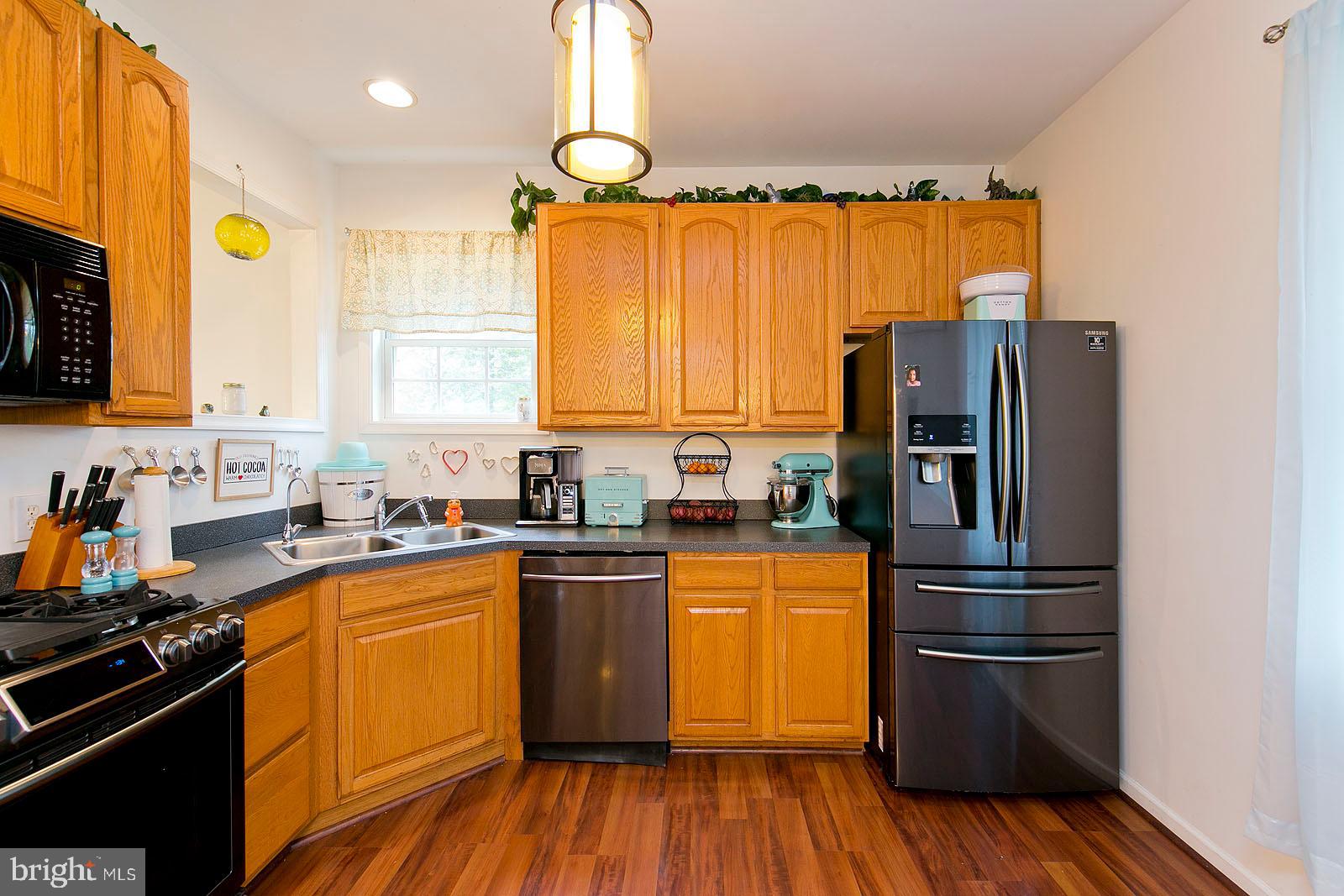 THUNDERBIRD RANCH - Residential