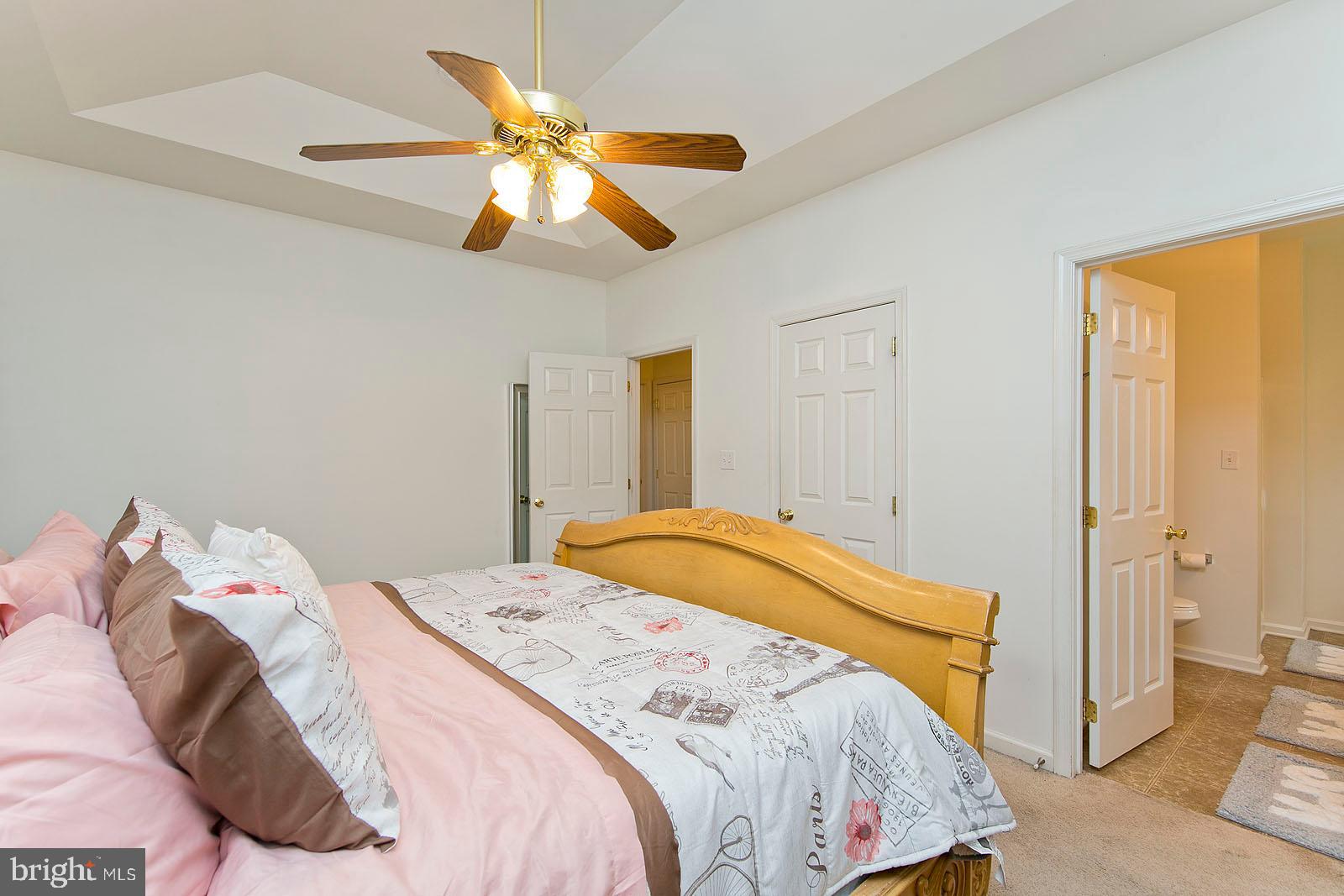 THUNDERBIRD RANCH - Residential