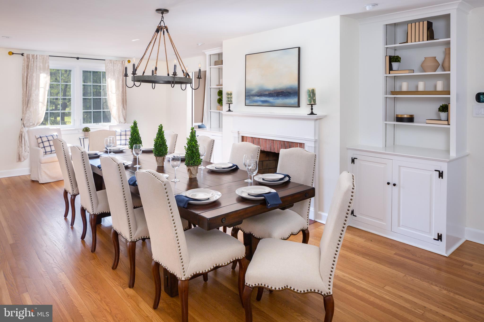 RADNOR HUNT - Residential