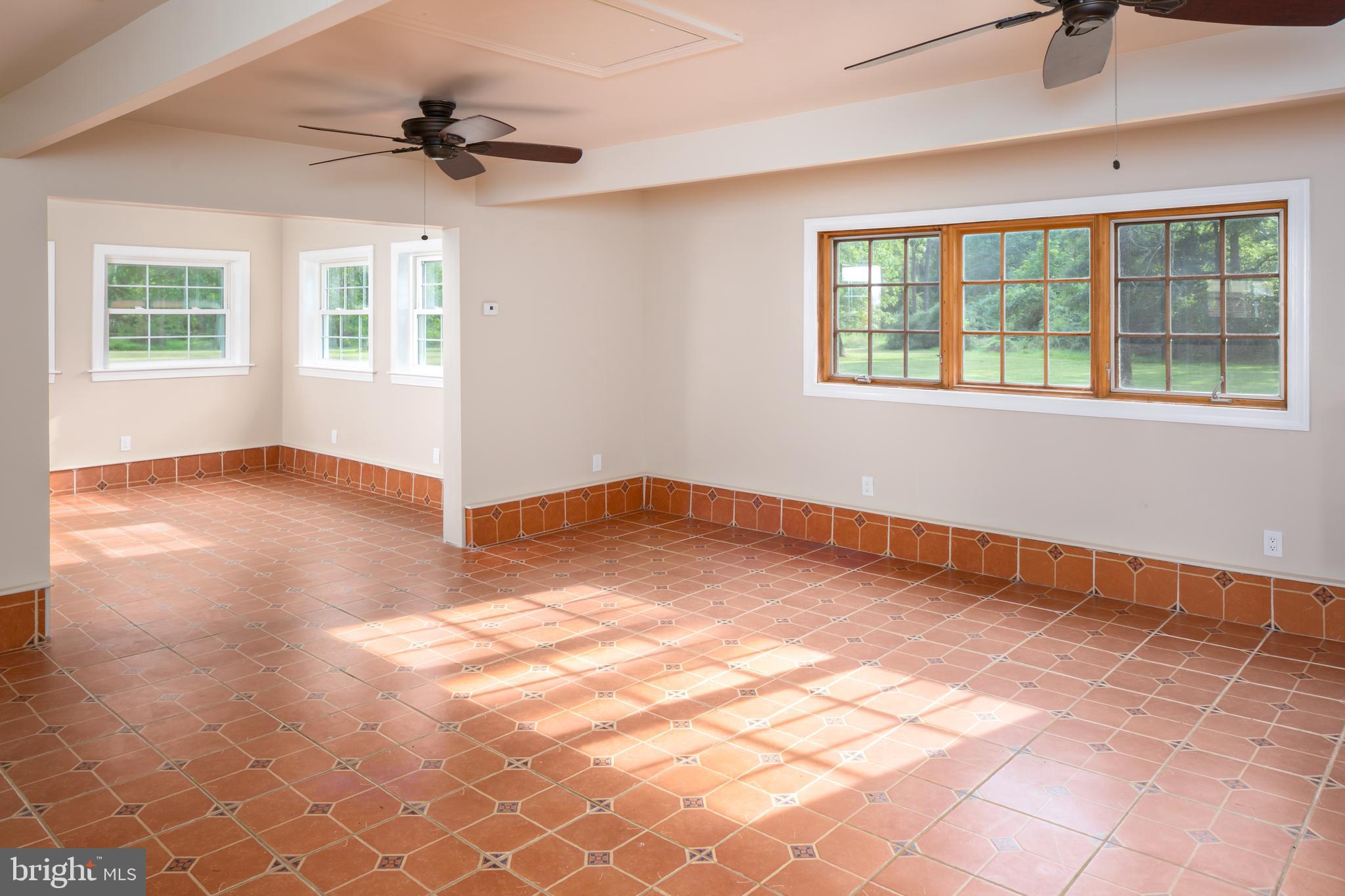 RADNOR HUNT - Residential