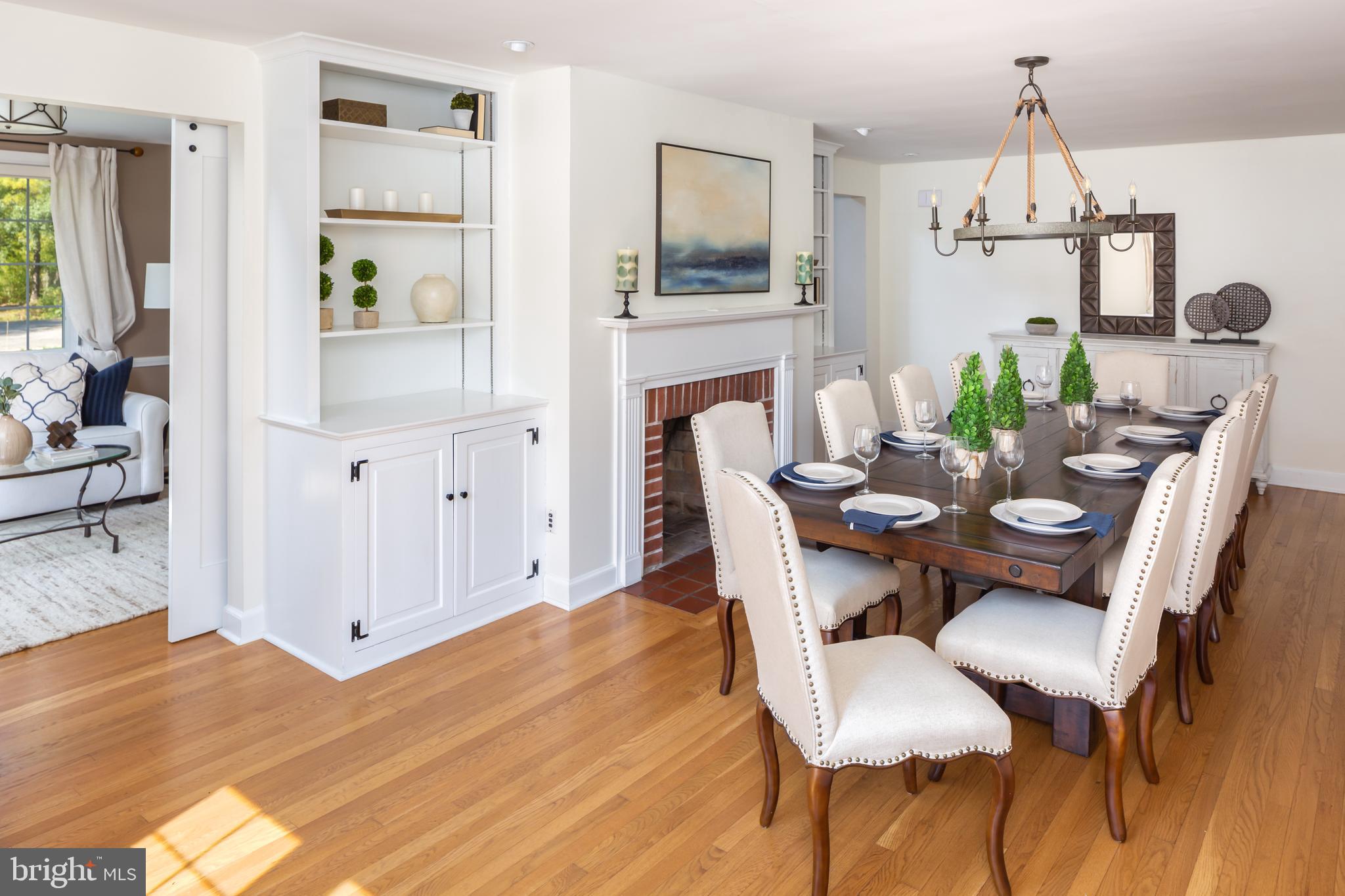 RADNOR HUNT - Residential