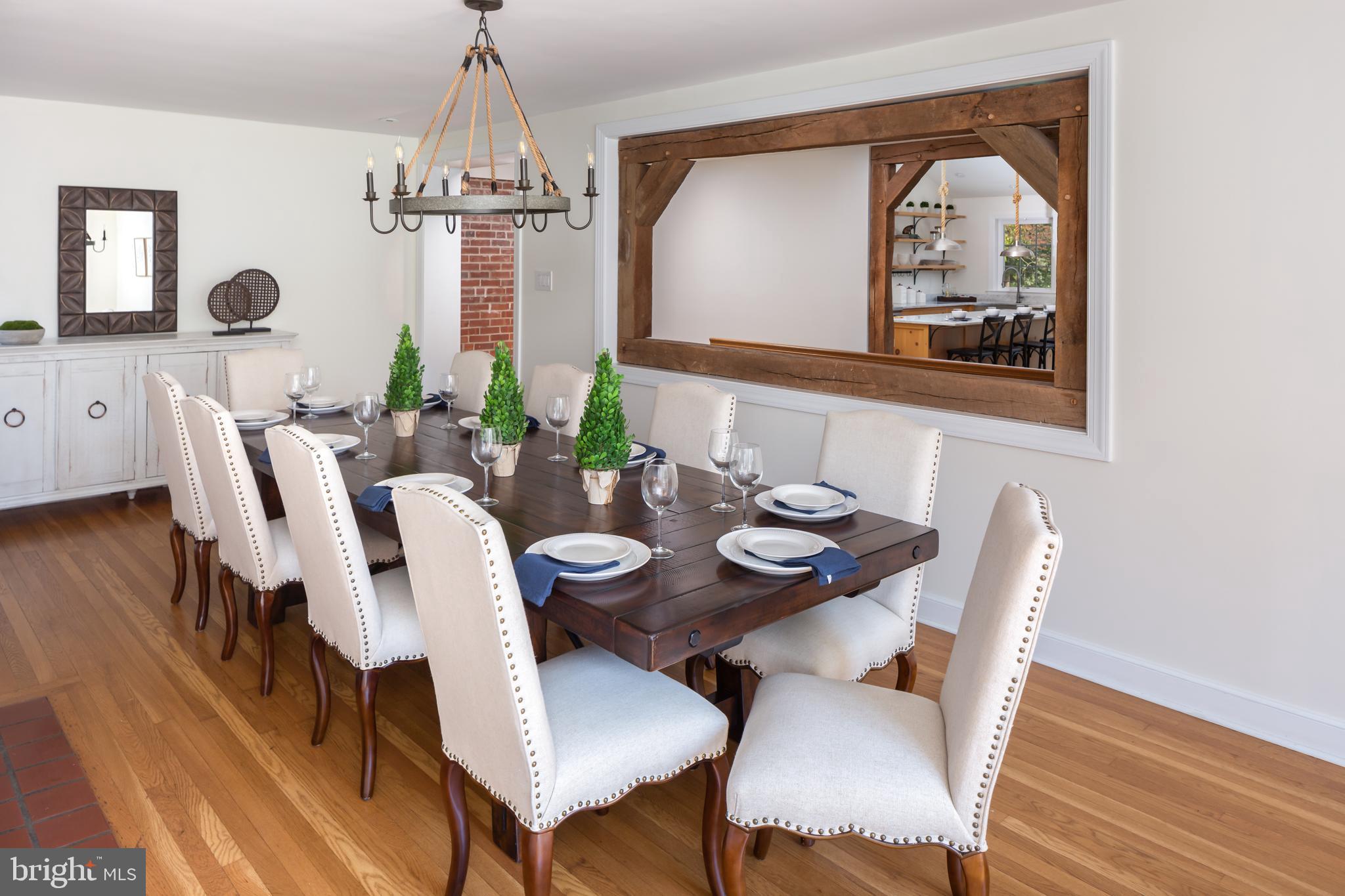 RADNOR HUNT - Residential