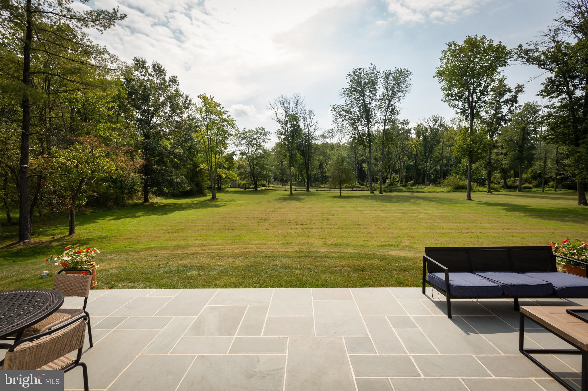 RADNOR HUNT - Residential