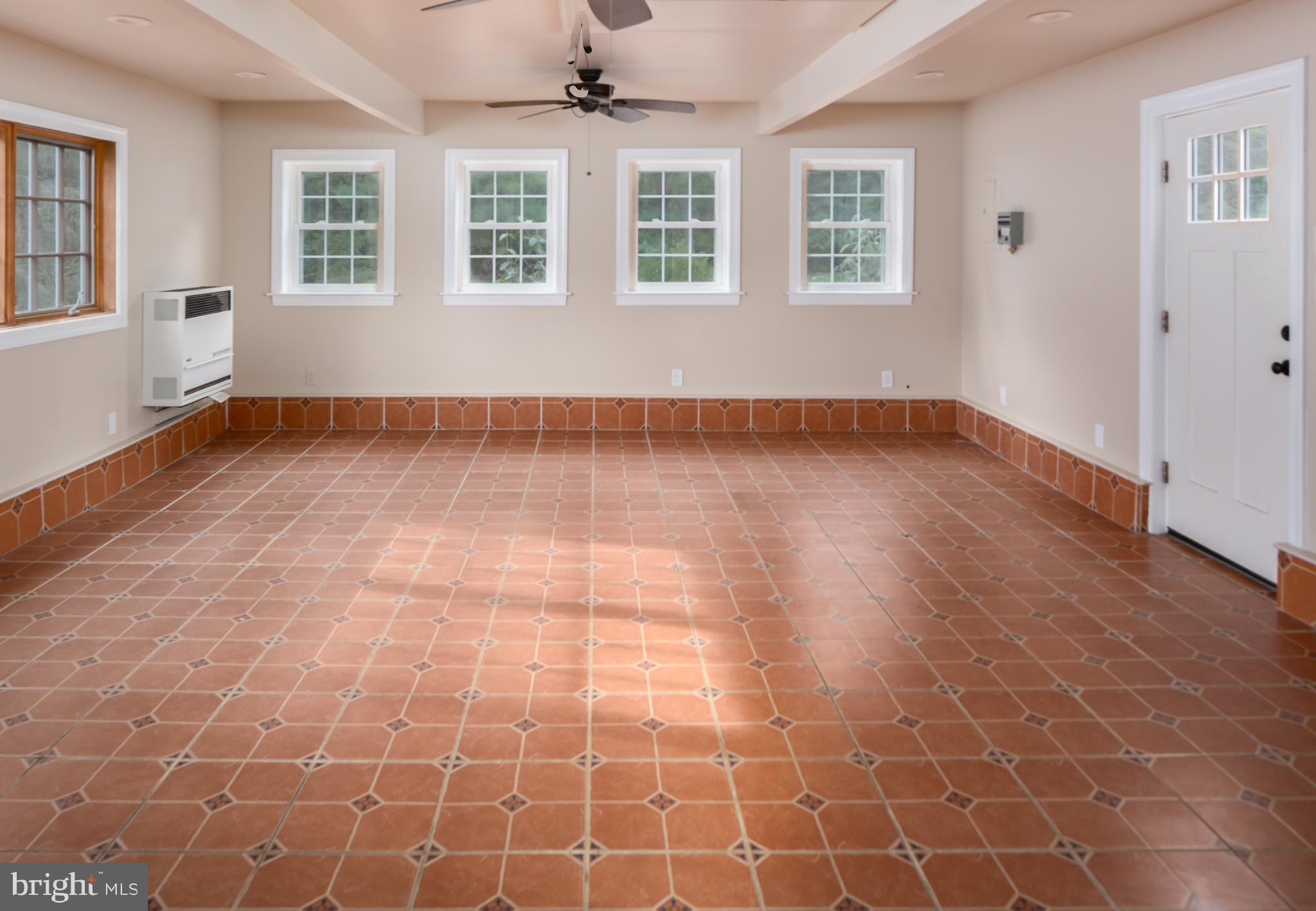 RADNOR HUNT - Residential