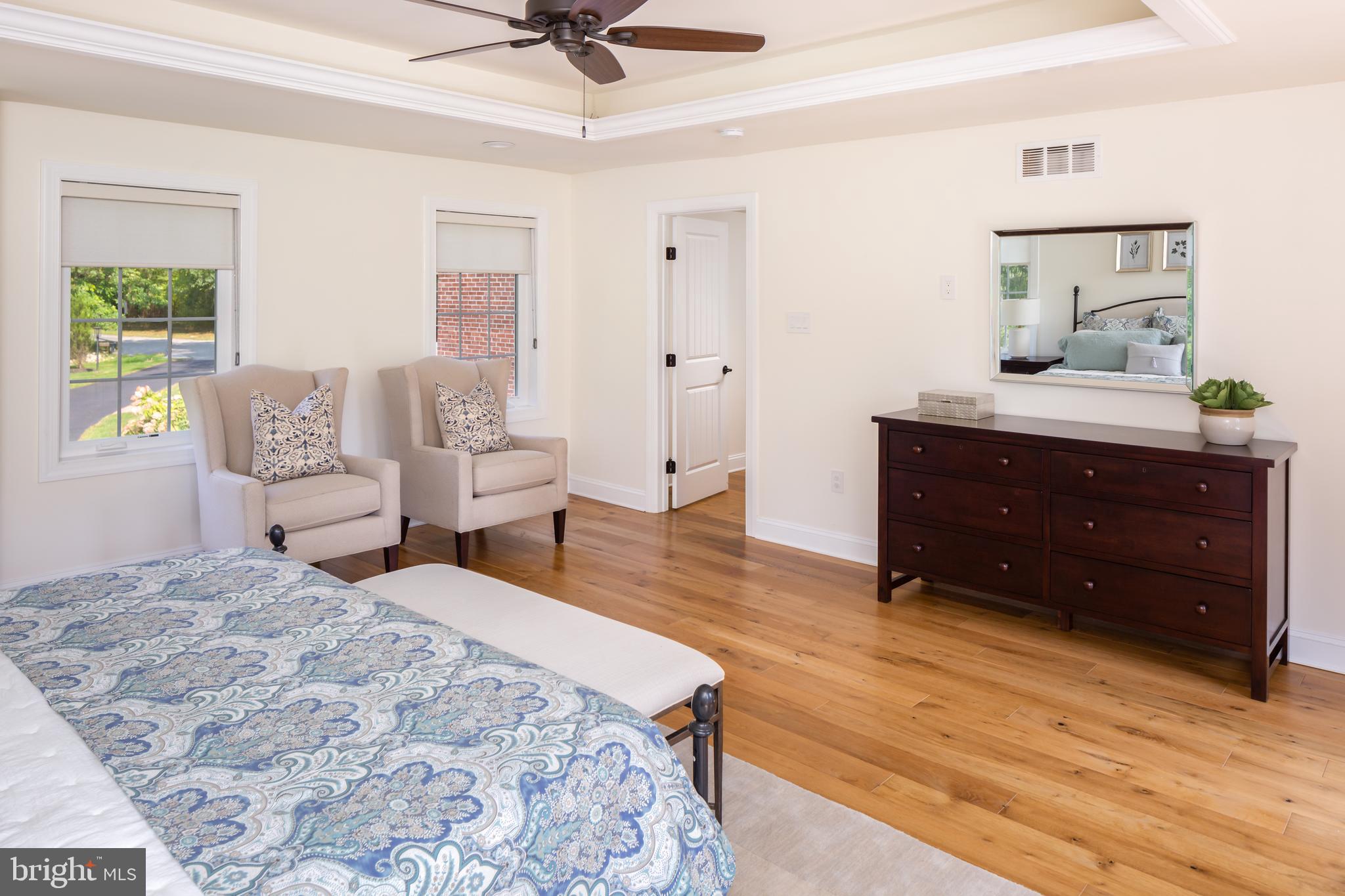 RADNOR HUNT - Residential