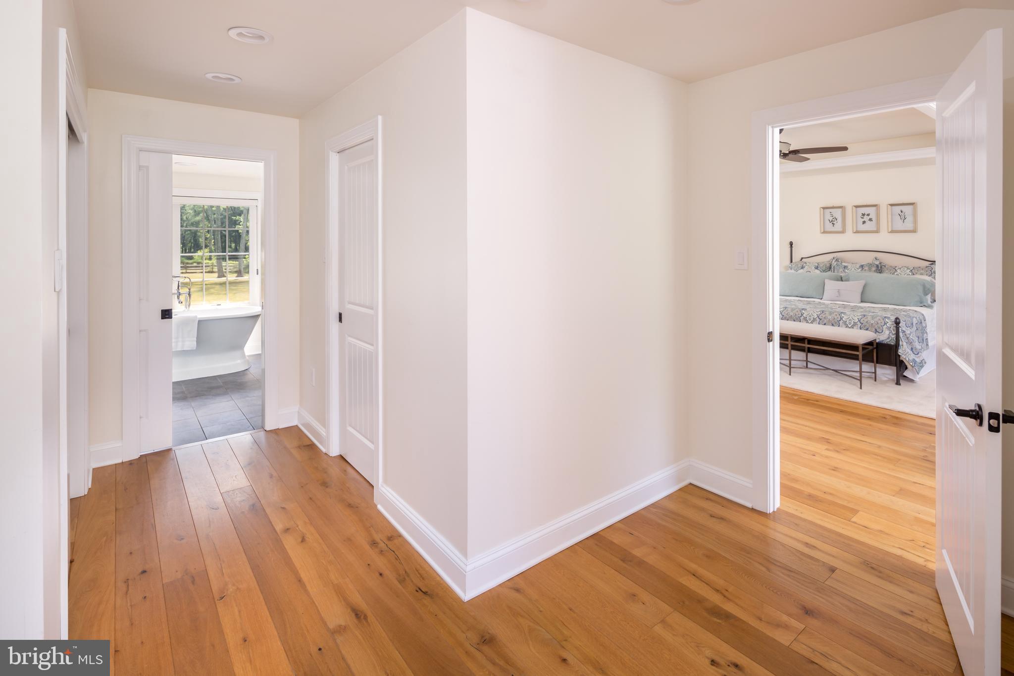 RADNOR HUNT - Residential