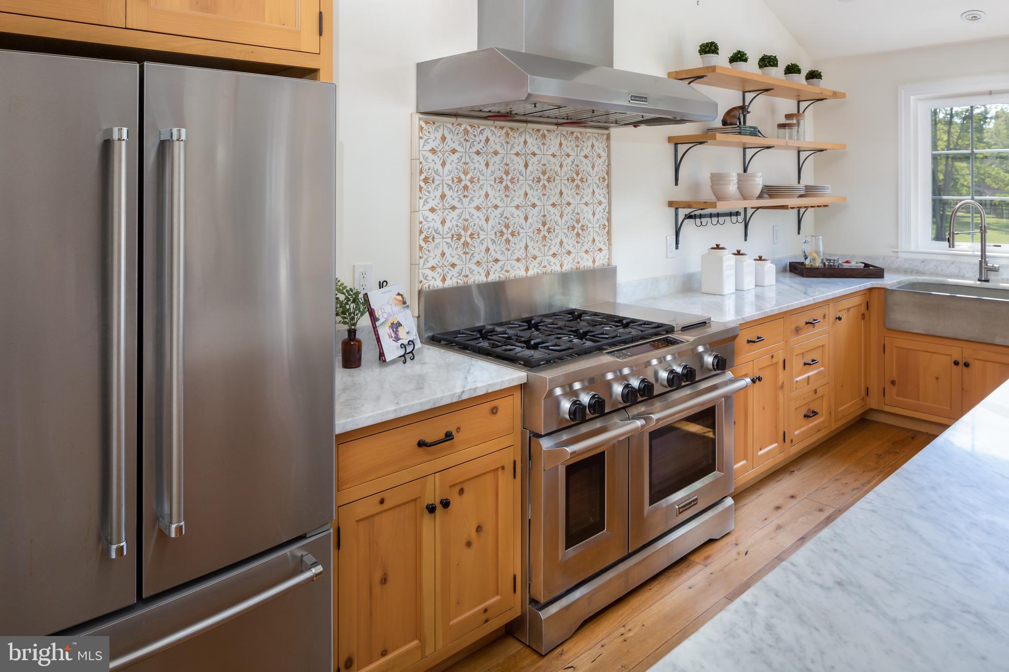 RADNOR HUNT - Residential