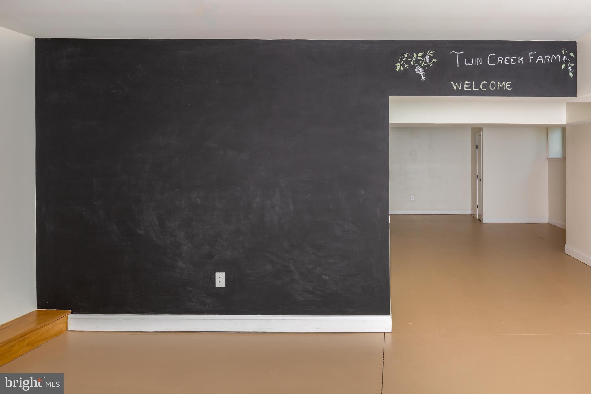 RADNOR HUNT - Residential