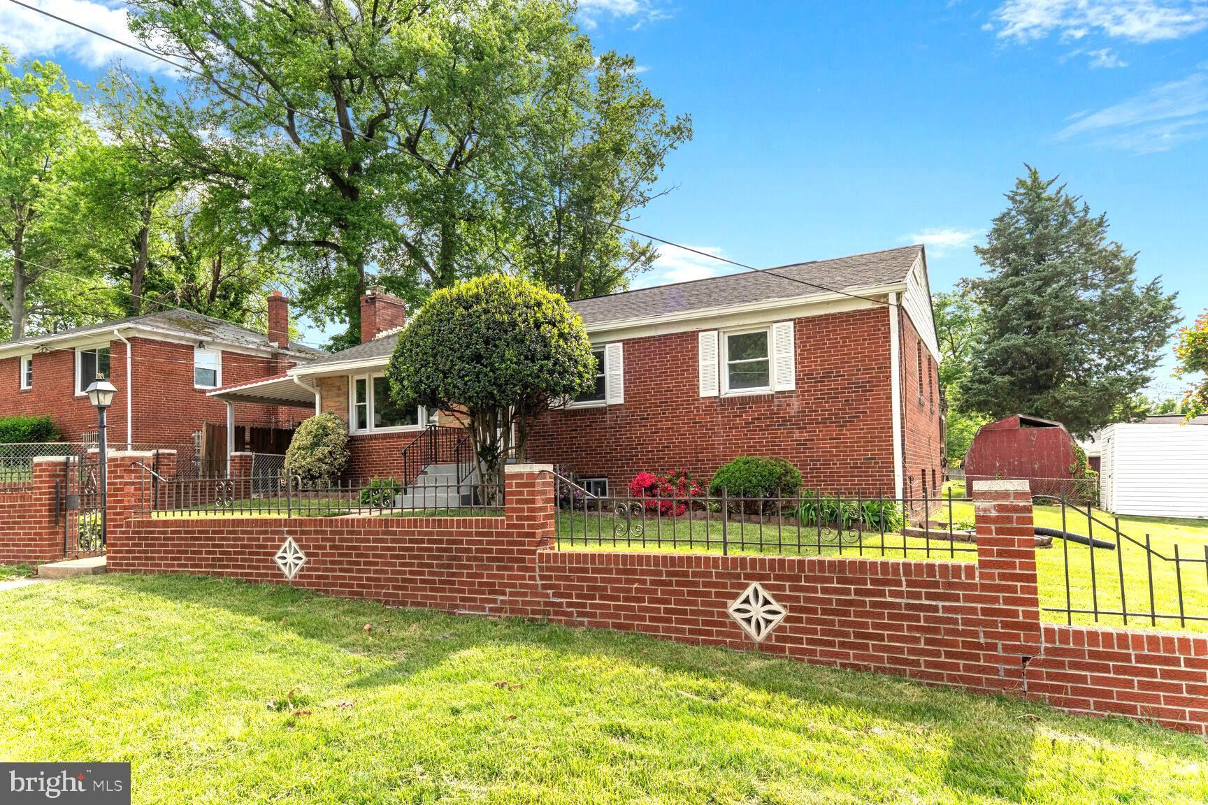 HILLSBOROUGH - Residential