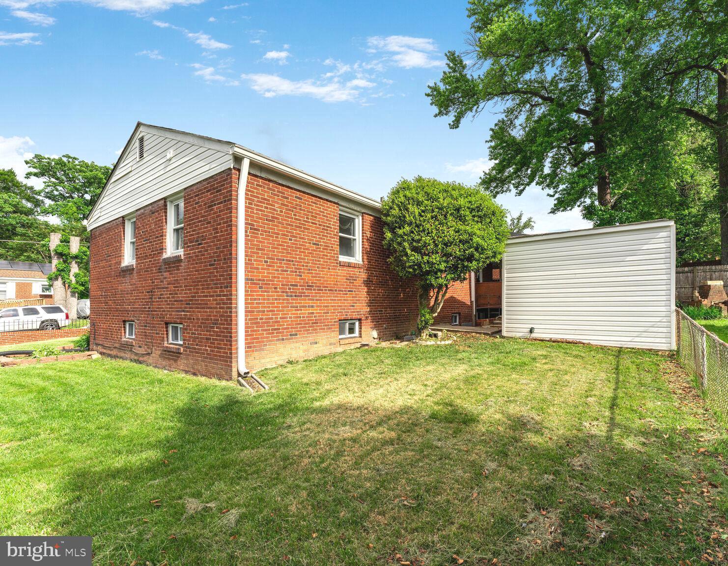 HILLSBOROUGH - Residential