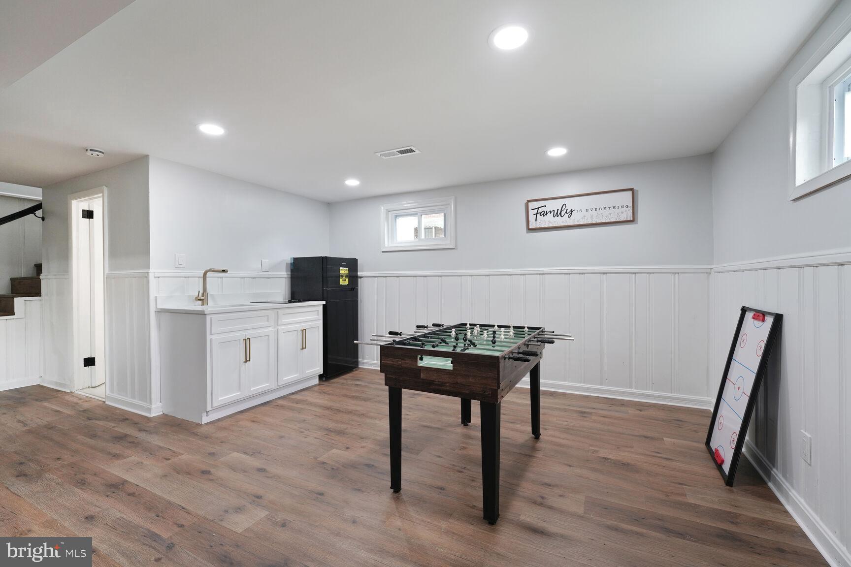 HILLSBOROUGH - Residential