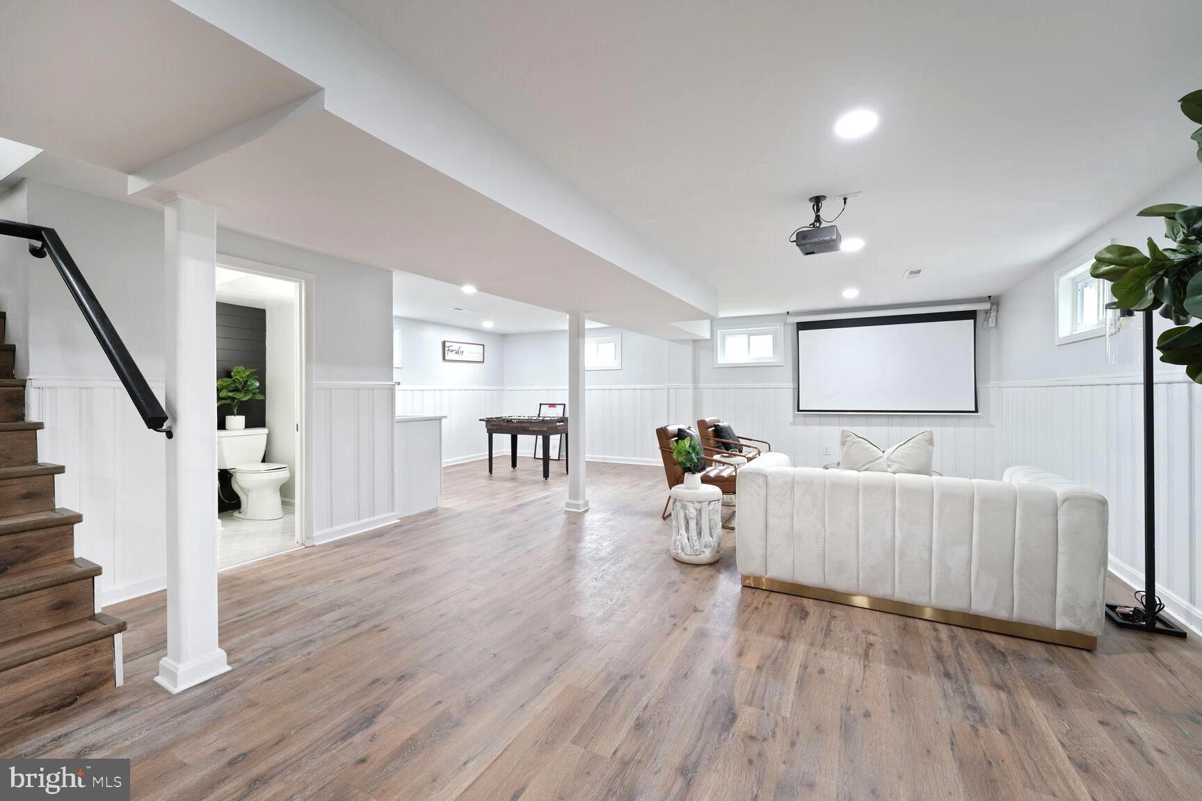 HILLSBOROUGH - Residential