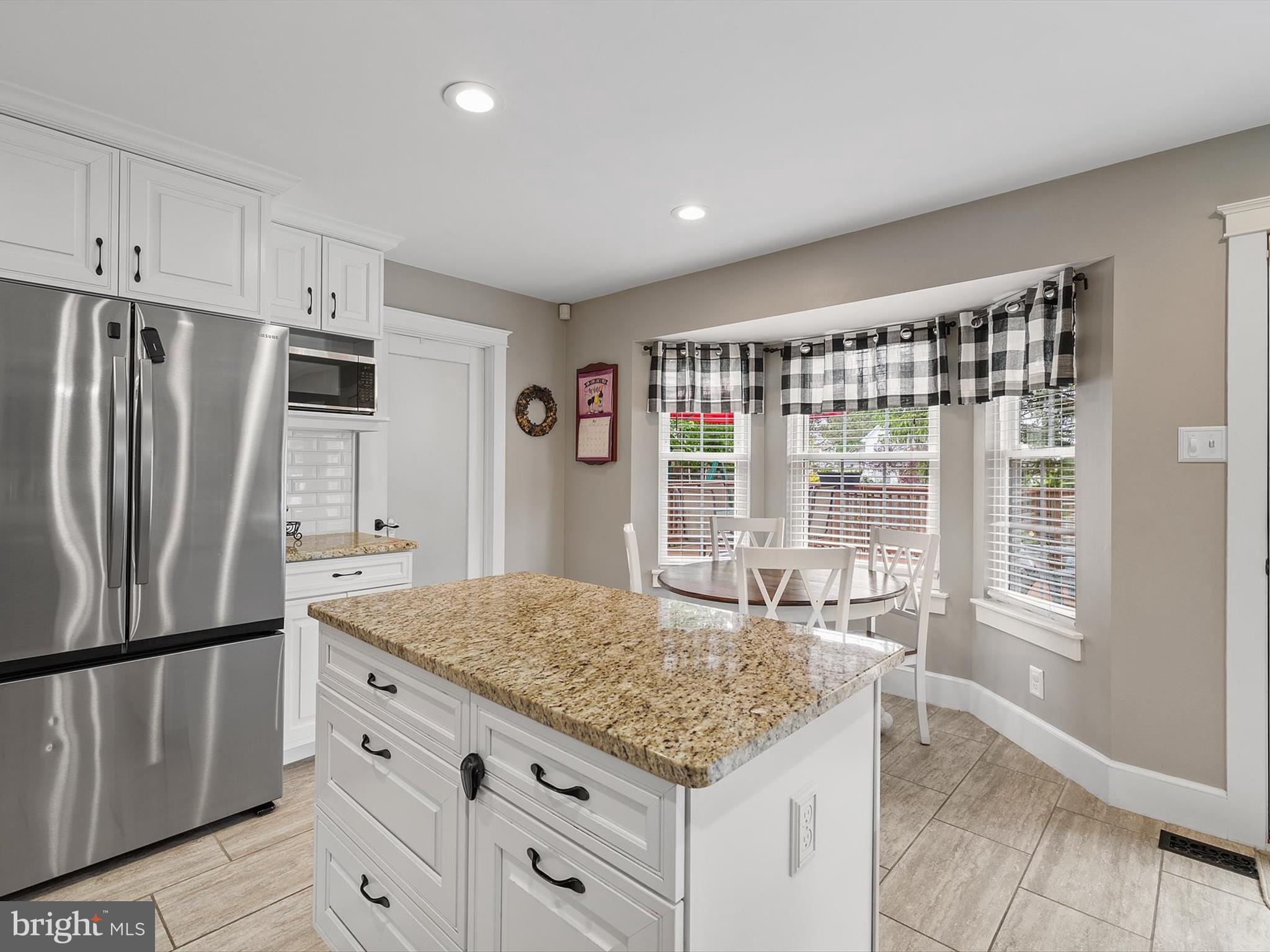 CARROLLTOWNE - Residential