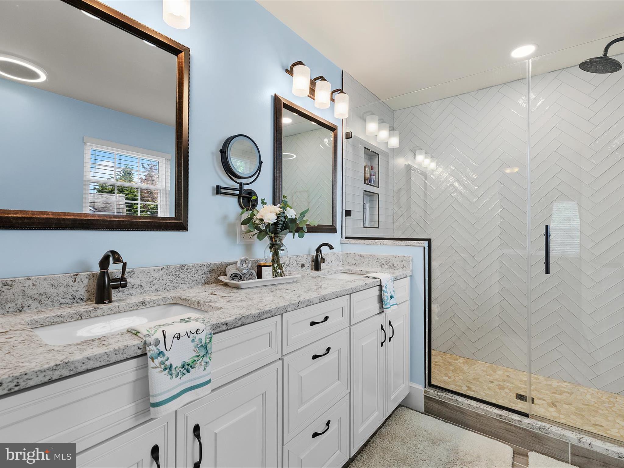 CARROLLTOWNE - Residential