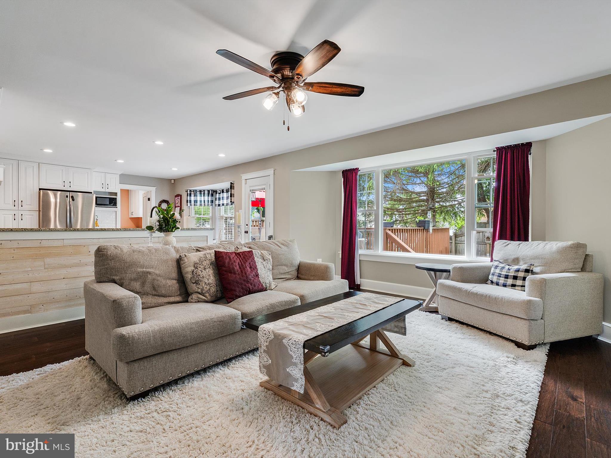 CARROLLTOWNE - Residential