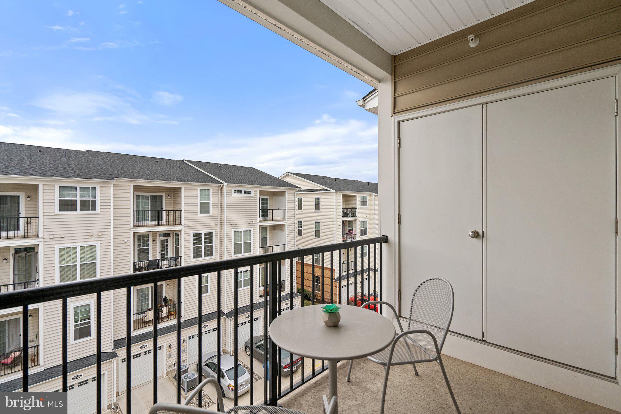 BUCKINGHAM AT LOUDOUN VALLEY - Residential