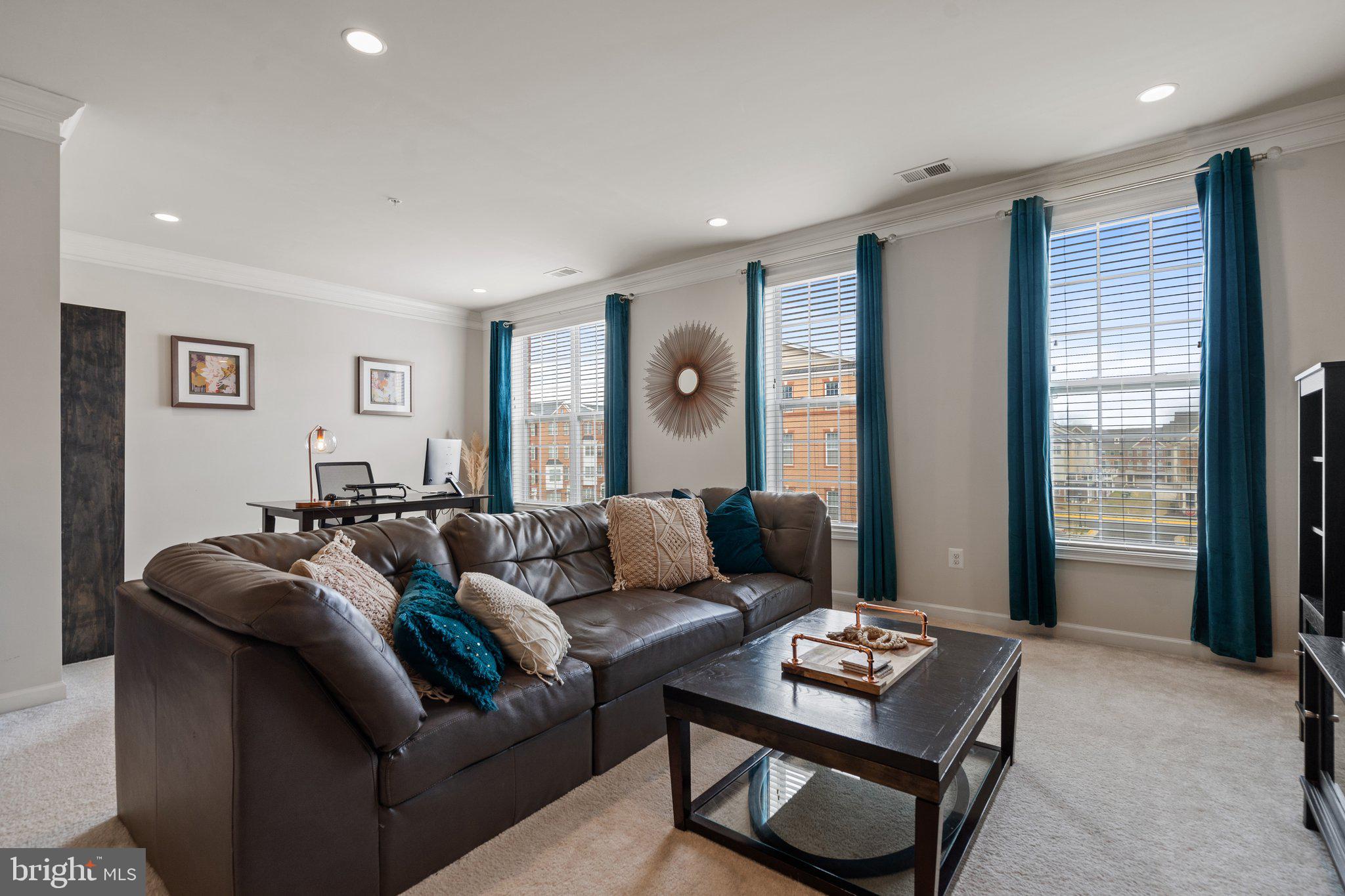 BUCKINGHAM AT LOUDOUN VALLEY - Residential