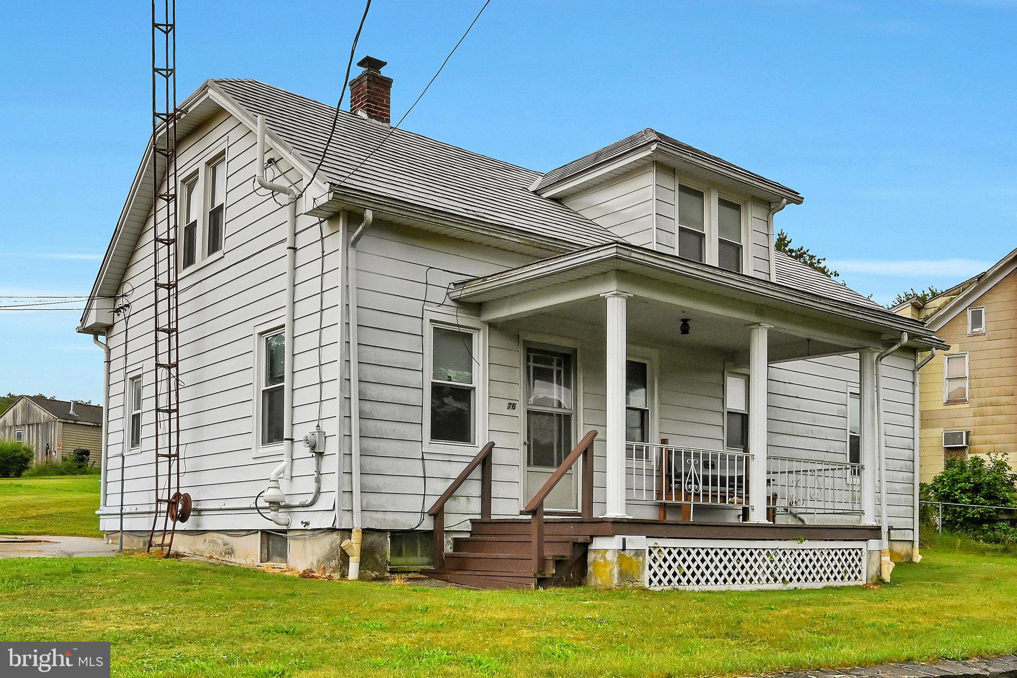 76 CIRCLE DRIVE 80