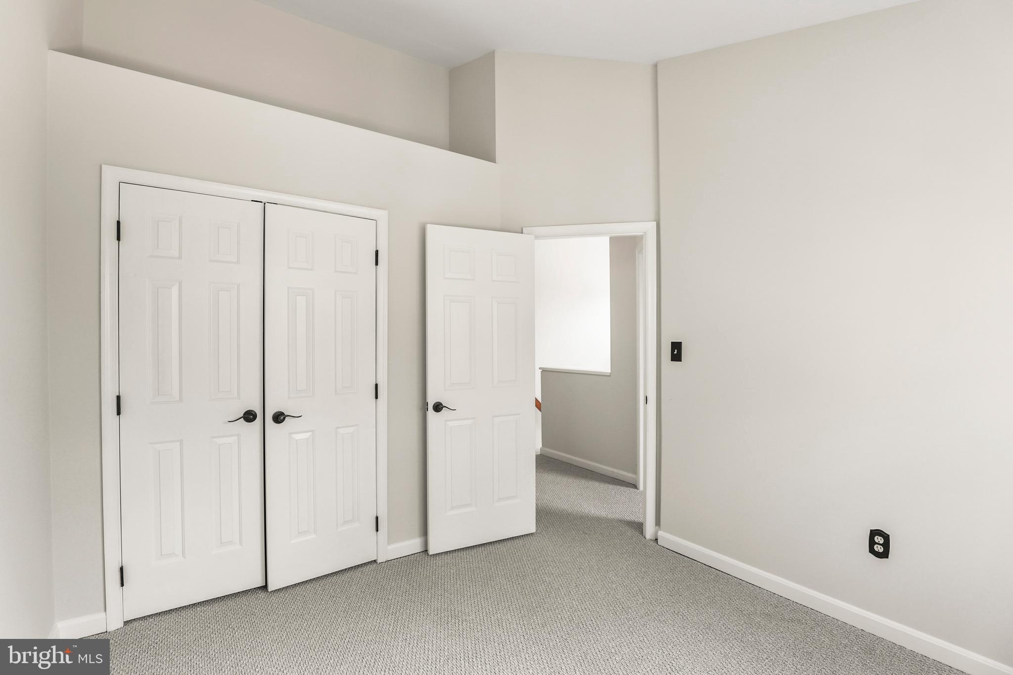 DIAMOND HILLS - Residential