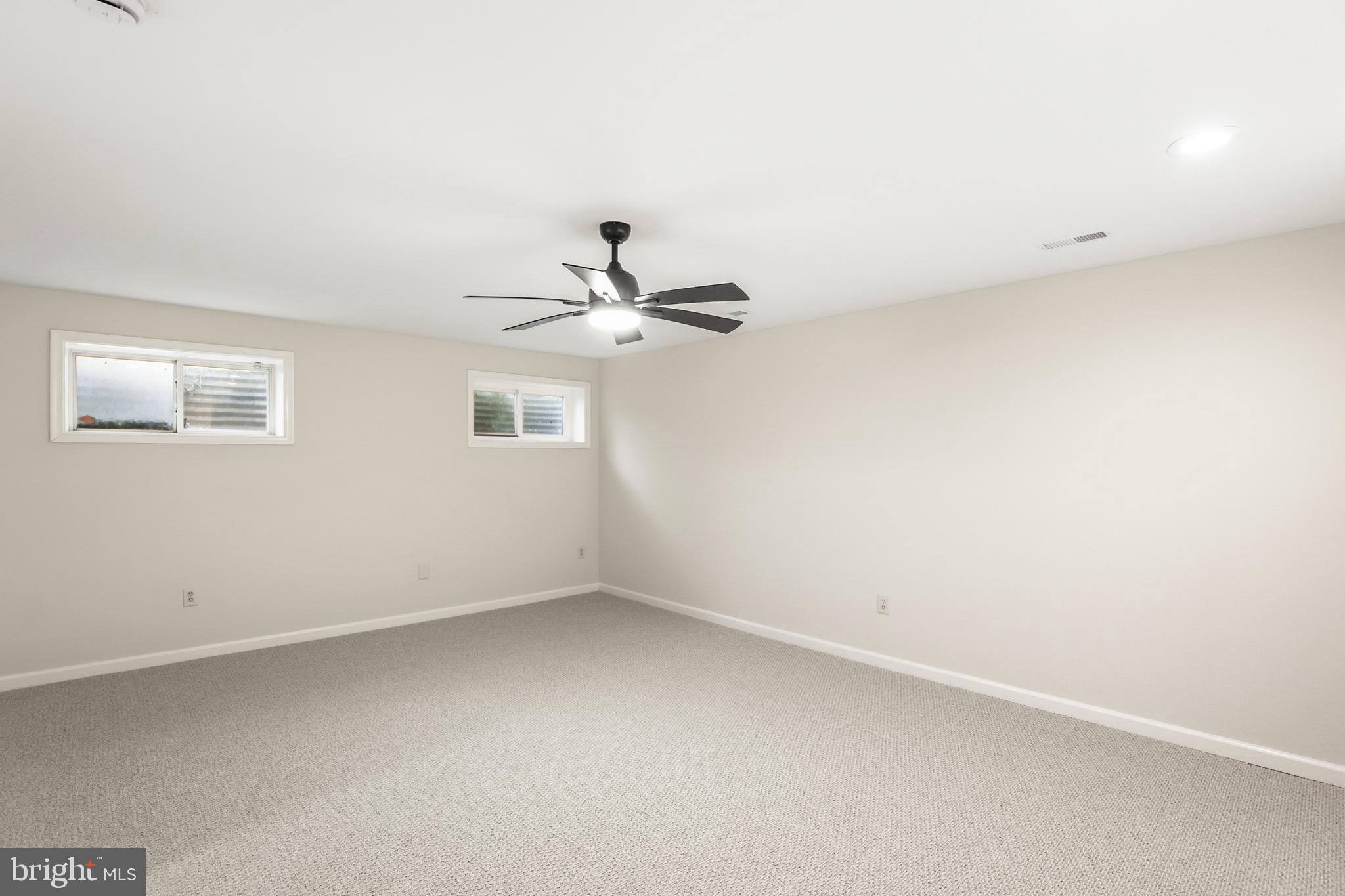 DIAMOND HILLS - Residential