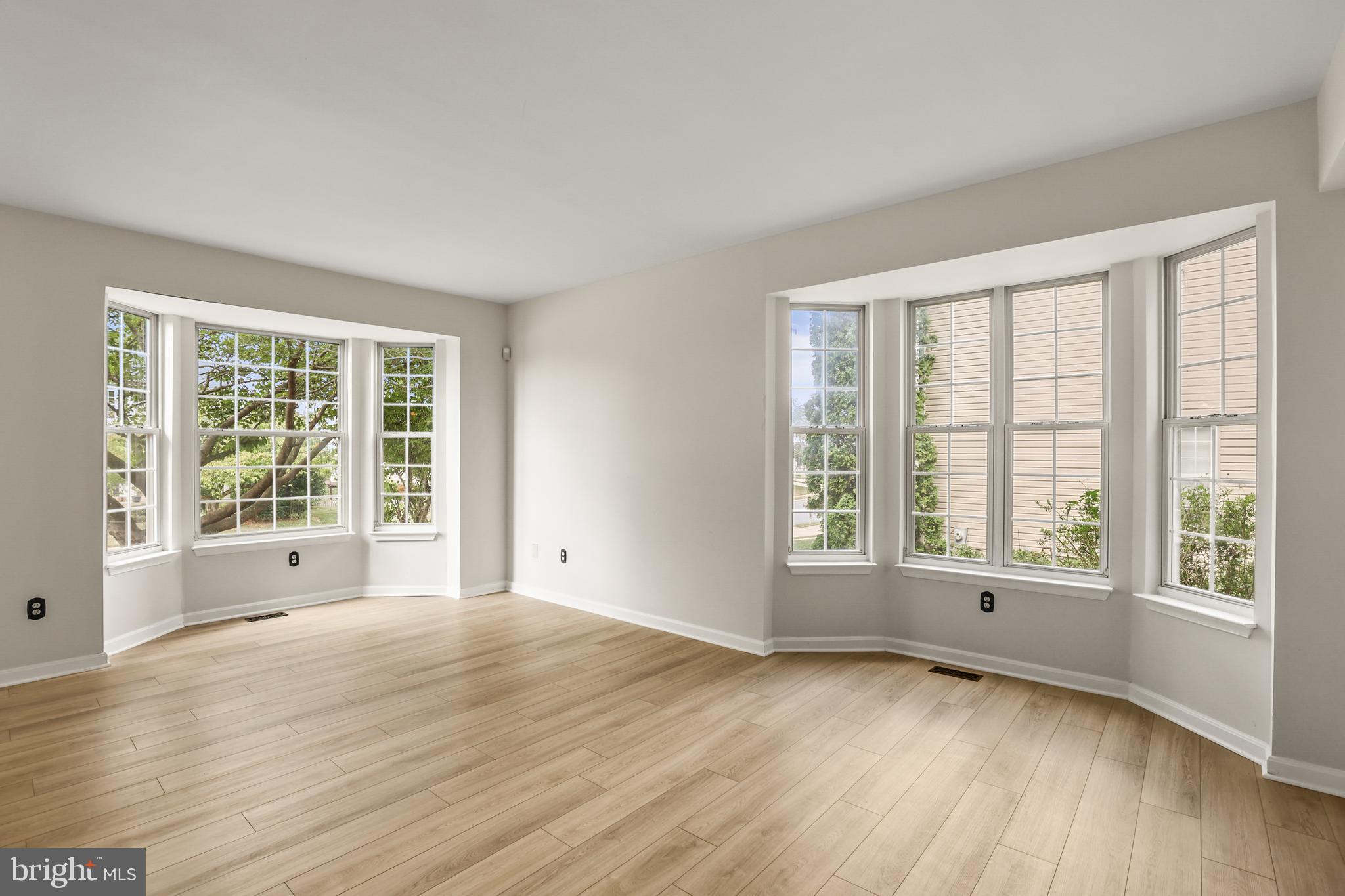 DIAMOND HILLS - Residential