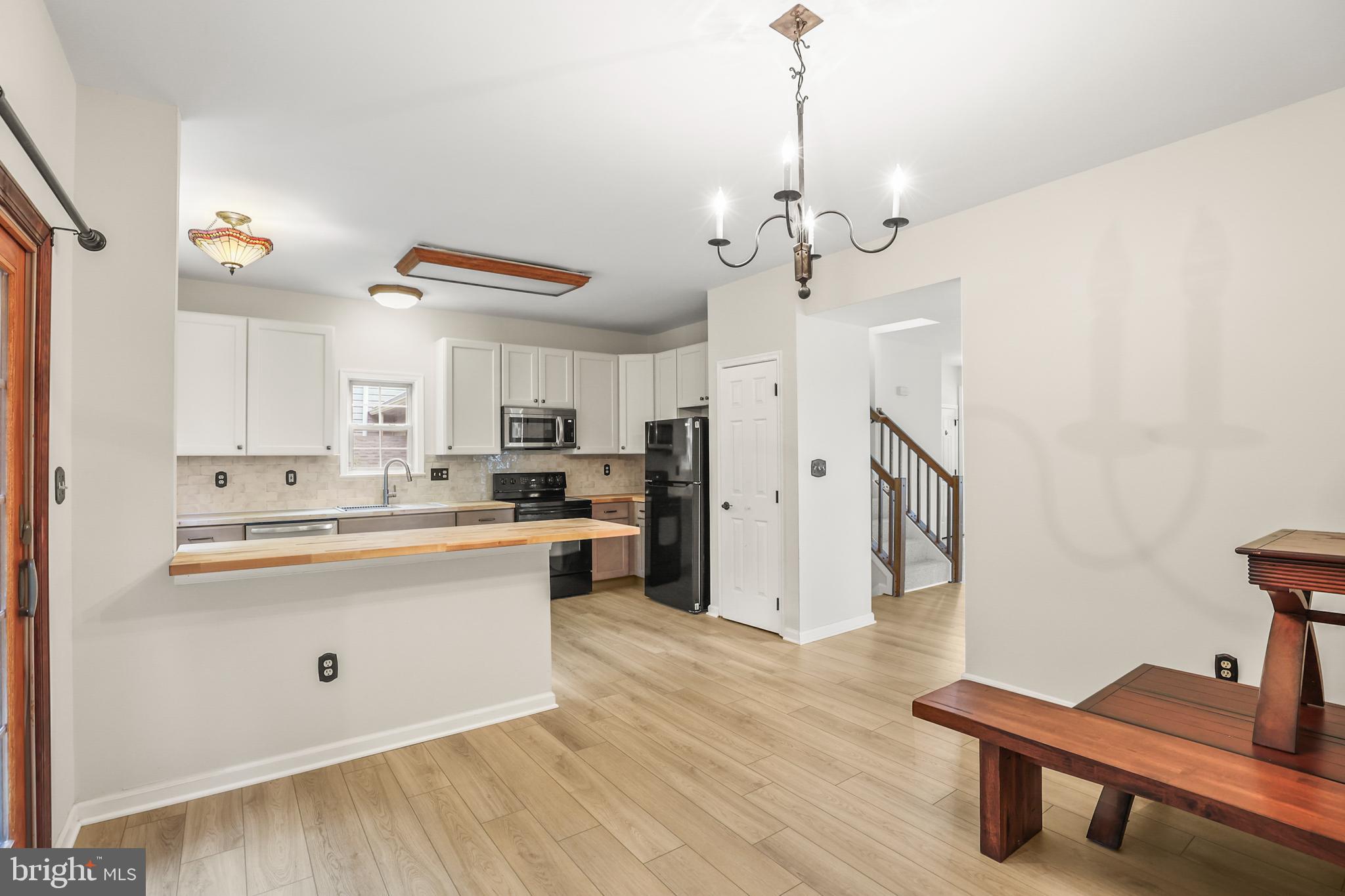 DIAMOND HILLS - Residential