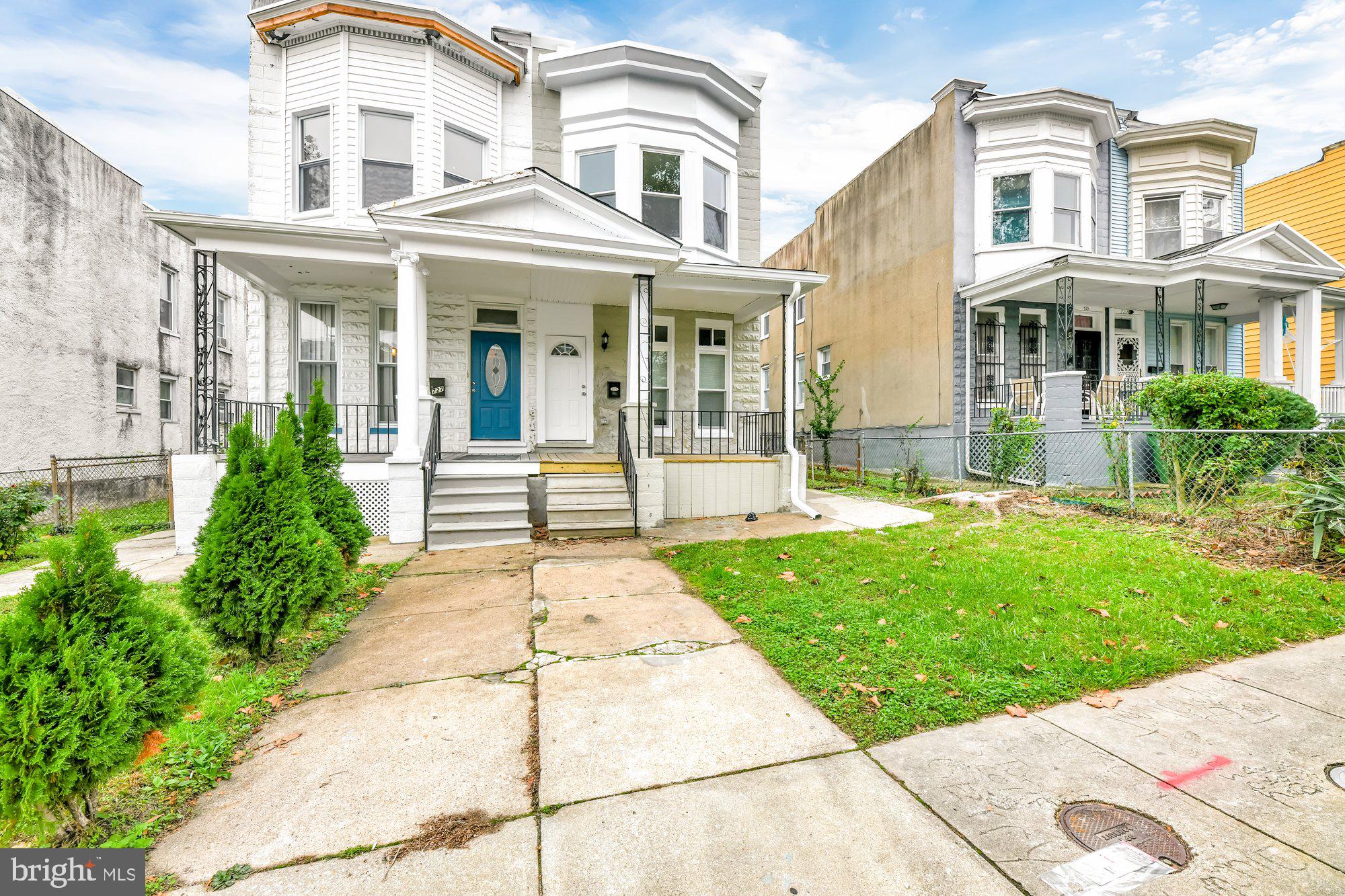 PEN LUCY - Residential