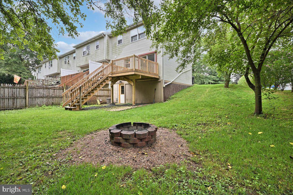 EPHRATA - Residential