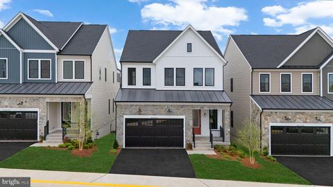 44494 COALPORT SQUARE ASHBURN VA 20147