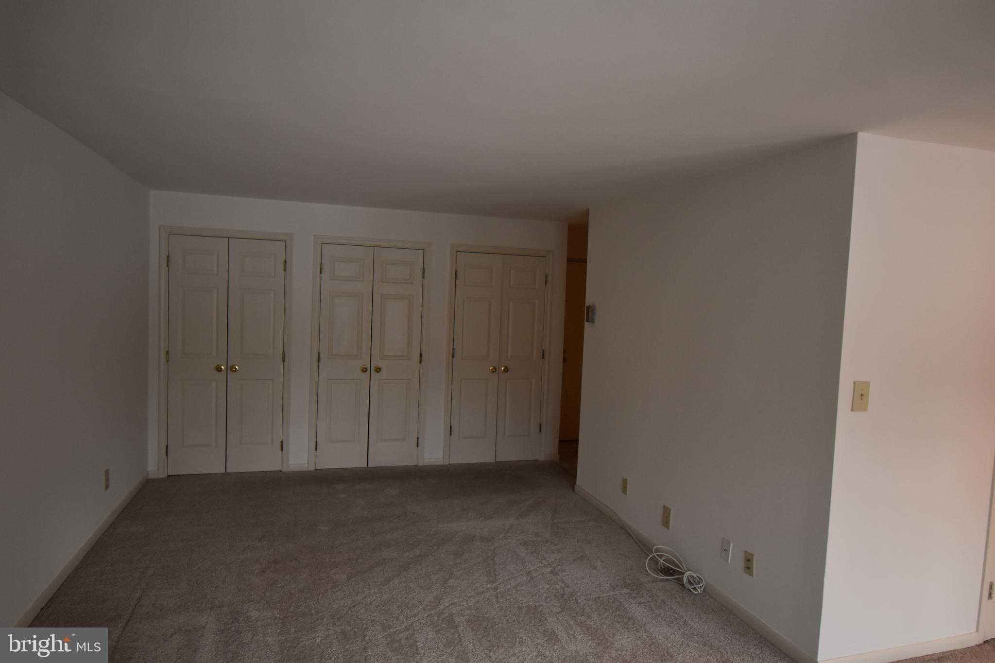 WOODLAKE TOWERS - Residential