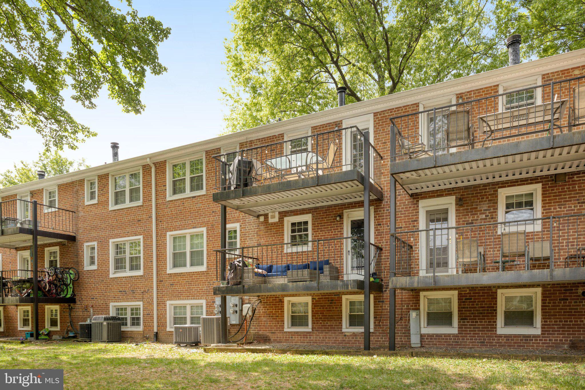 THE ARLINGTON - Residential