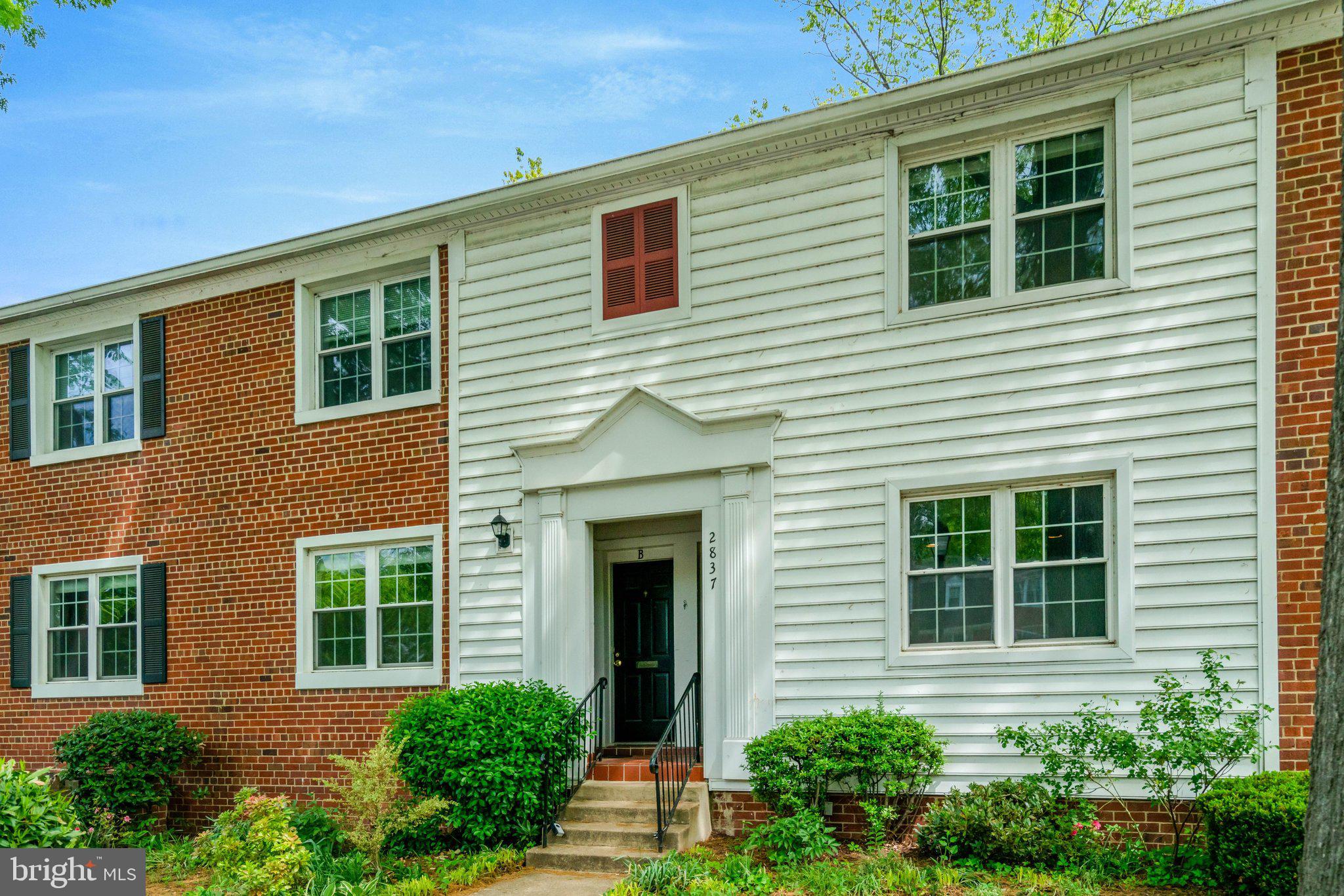 2837 S WAKEFIELD STREET D S D