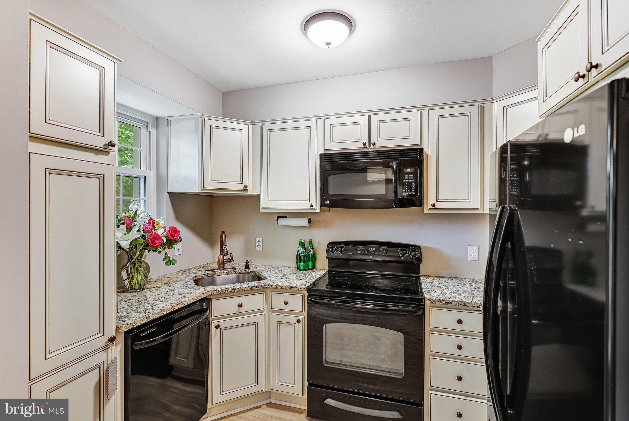 THE ARLINGTON - Residential