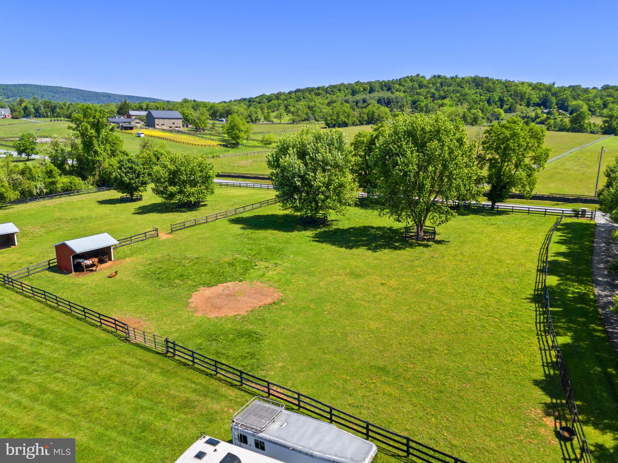 LODGE LAND FARMS - Residential